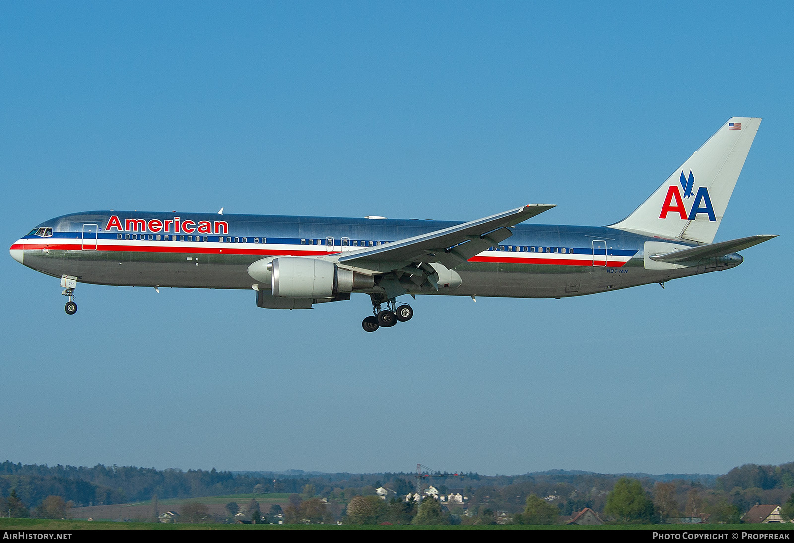 Aircraft Photo of N377AN | Boeing 767-323/ER | American Airlines | AirHistory.net #738539
