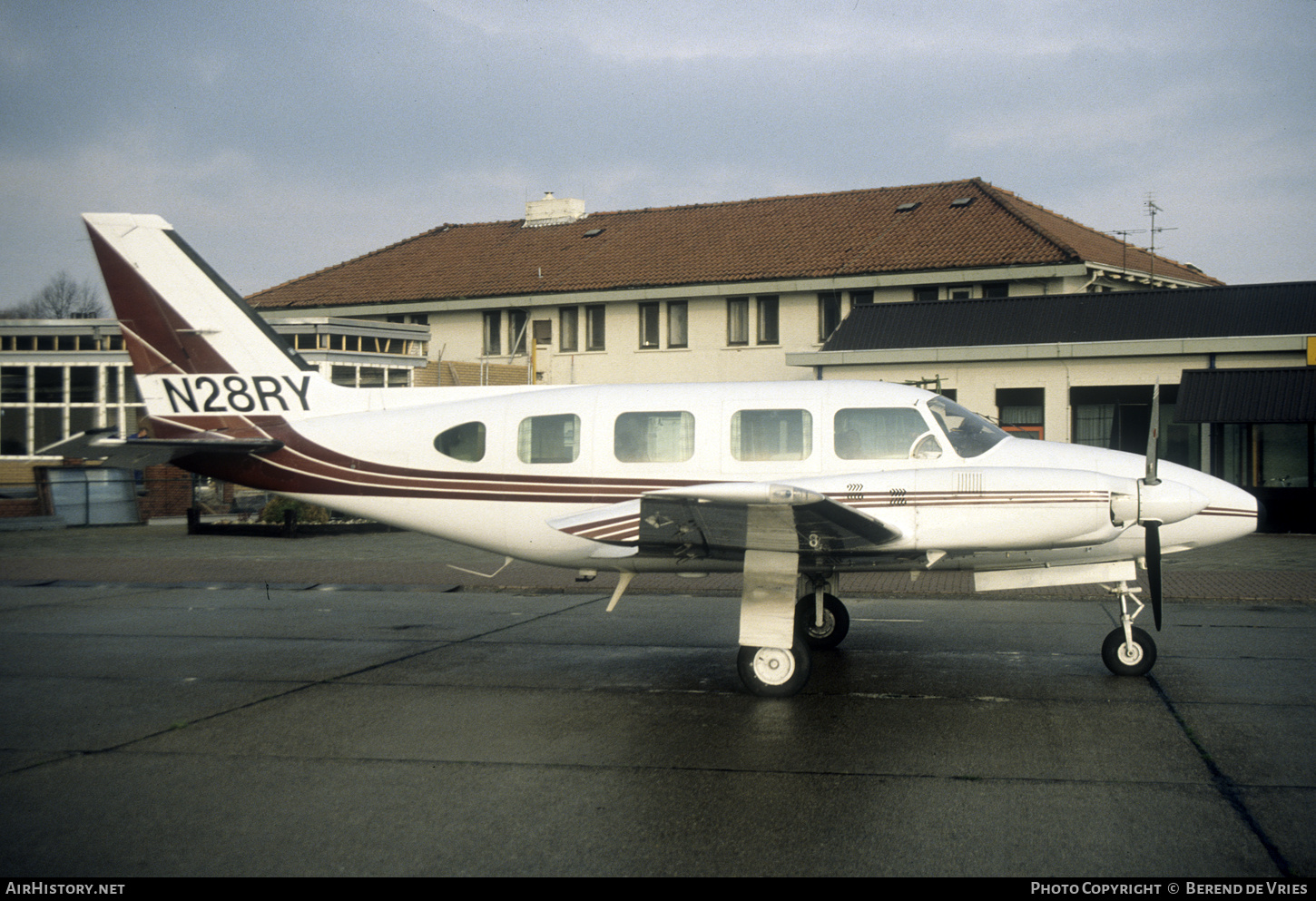 Aircraft Photo of N28RY | Piper PA-31-325 Navajo C/R | AirHistory.net #738612