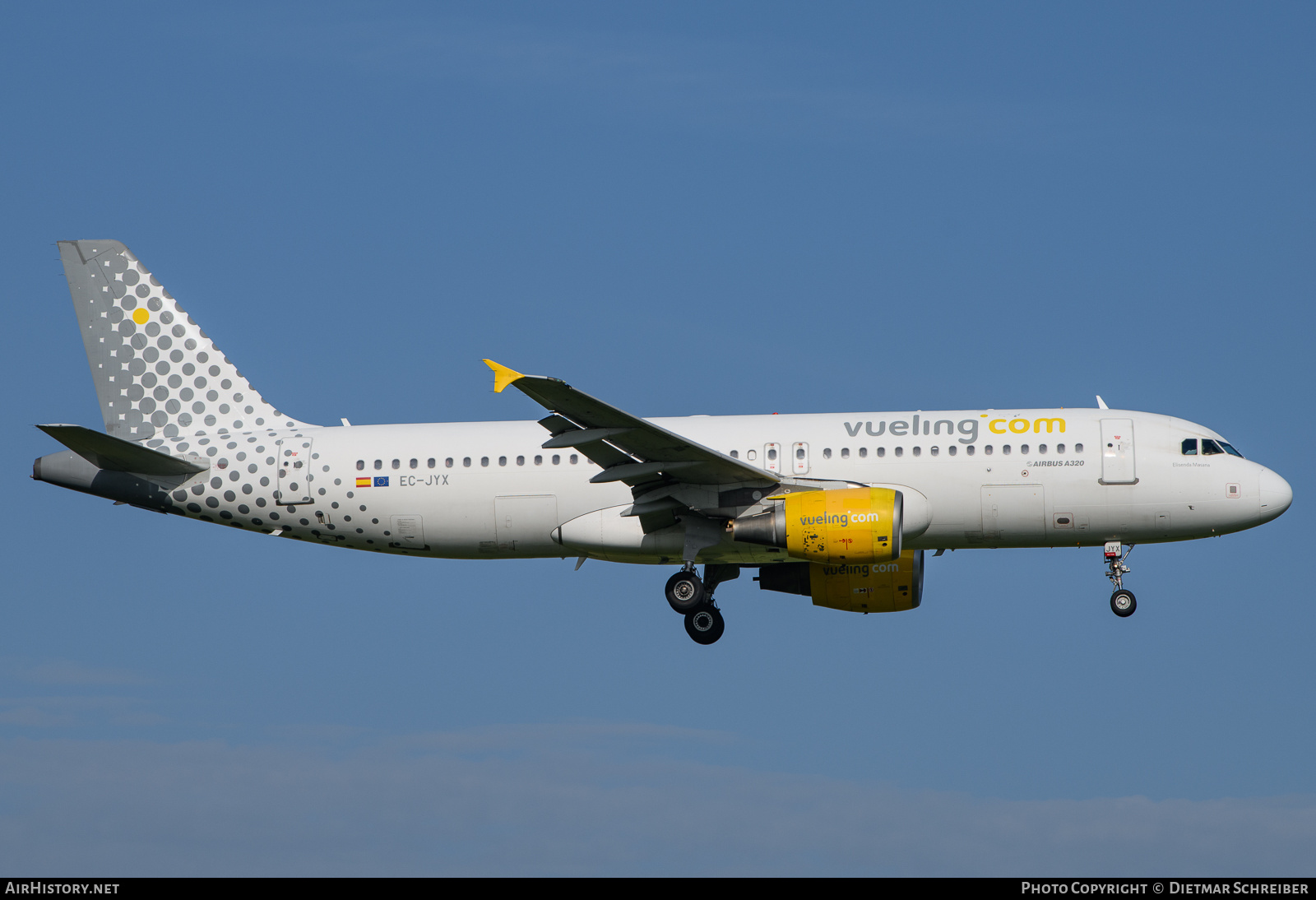 Aircraft Photo of EC-JYX | Airbus A320-214 | Vueling Airlines | AirHistory.net #738699