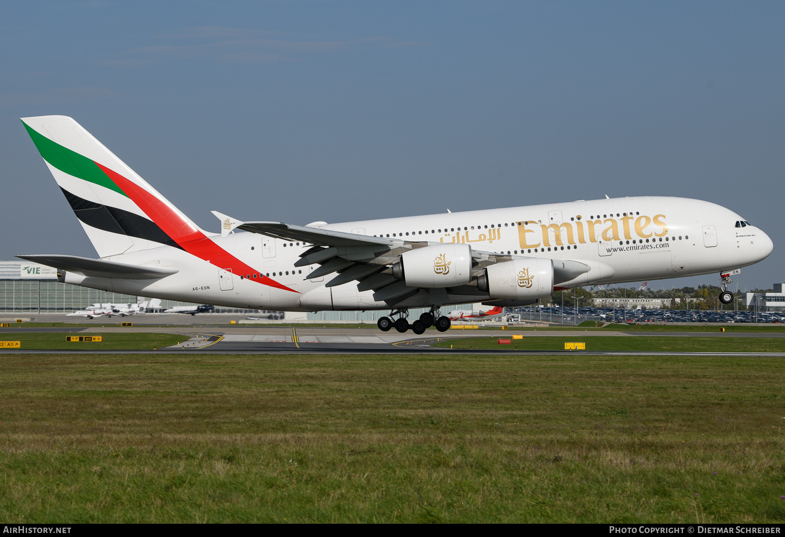 Aircraft Photo of A6-EON | Airbus A380-861 | Emirates | AirHistory.net #738704