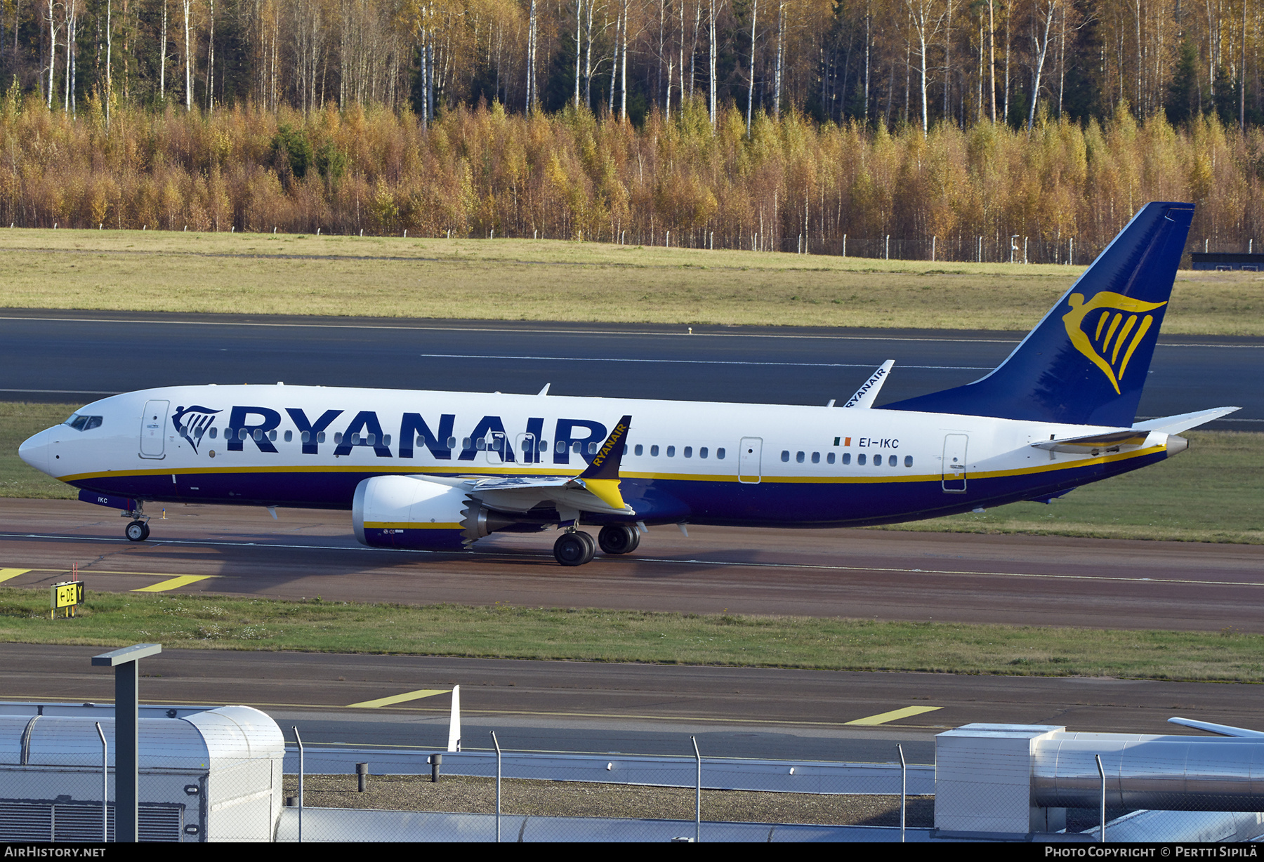Aircraft Photo of EI-IKC | Boeing 737-8200 Max 200 | Ryanair | AirHistory.net #738783