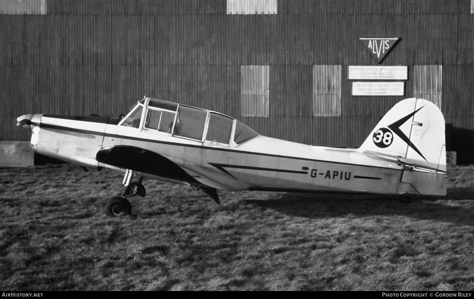 Aircraft Photo of G-APIU | Percival P.40 Prentice 1 | AirHistory.net #738909