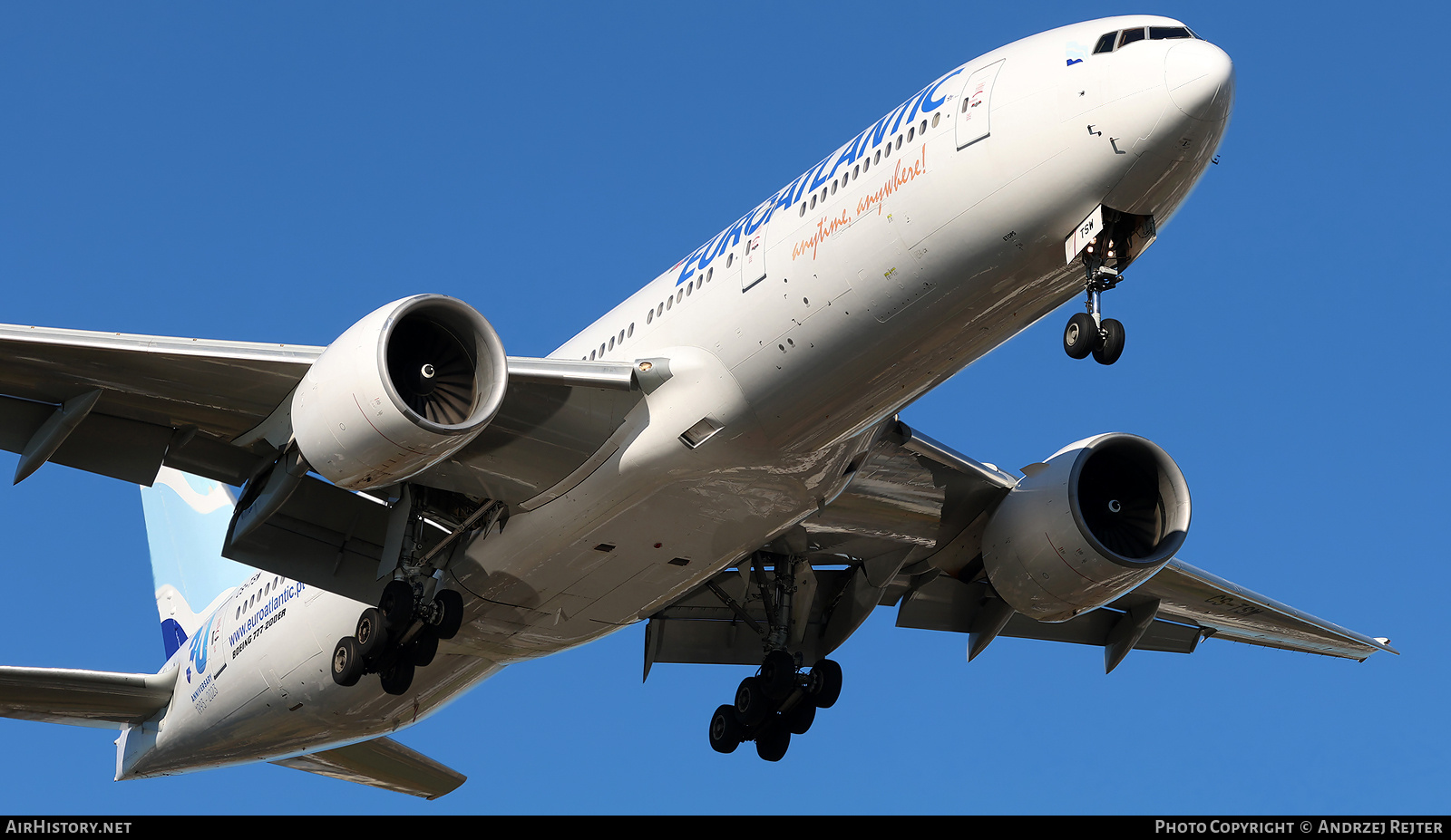 Aircraft Photo of CS-TSW | Boeing 777-243/ER | Euro Atlantic Airways | AirHistory.net #739097