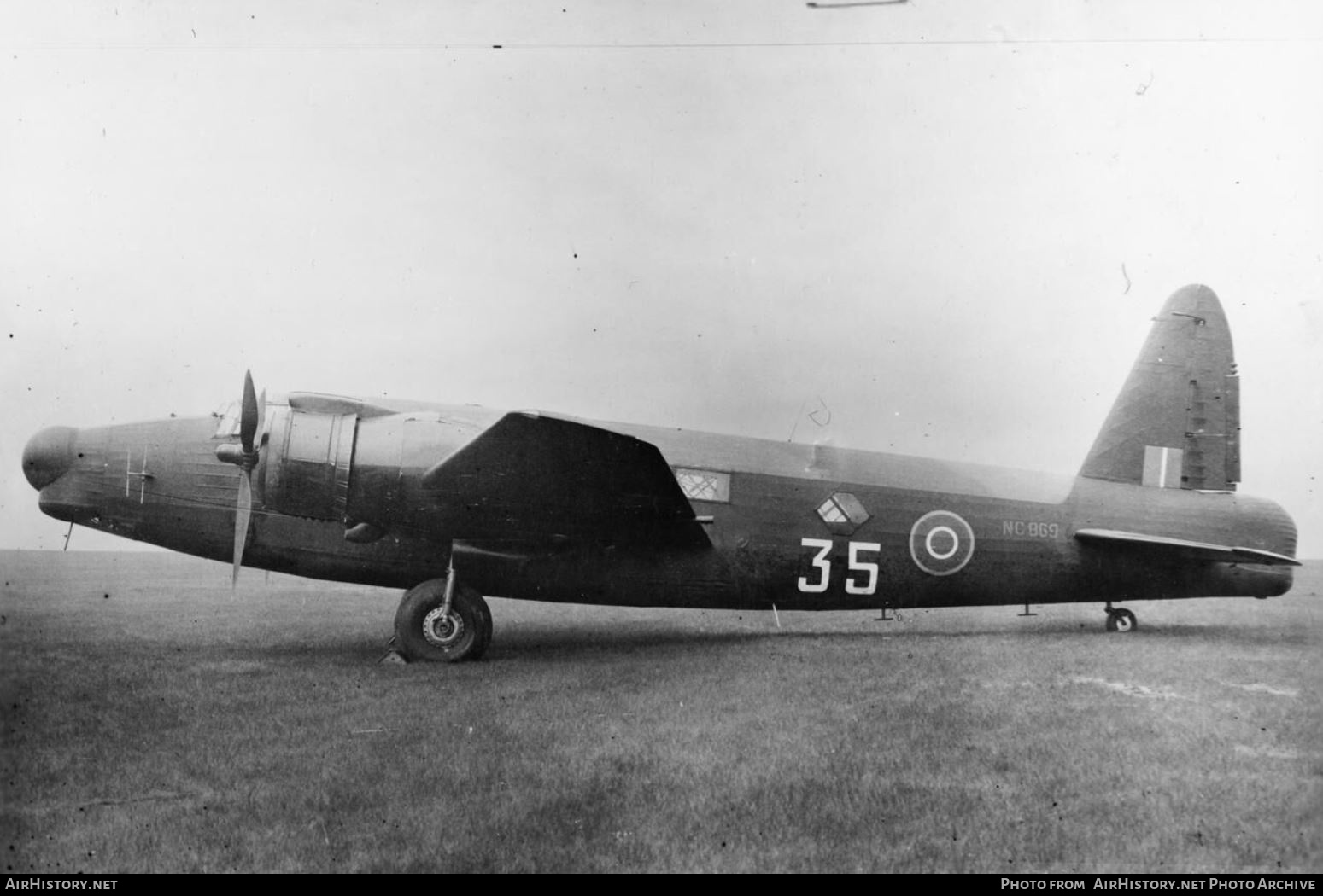 Aircraft Photo of NC869 | Vickers Wellington T.18 | UK - Air Force | AirHistory.net #739129