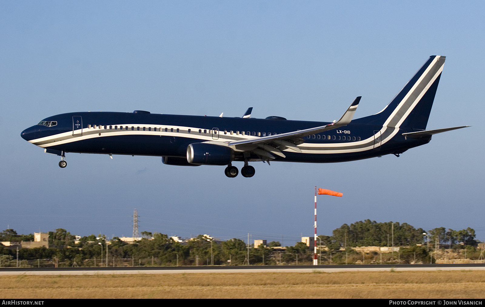 Aircraft Photo of LX-DIO | Boeing 737-97L | AirHistory.net #739151