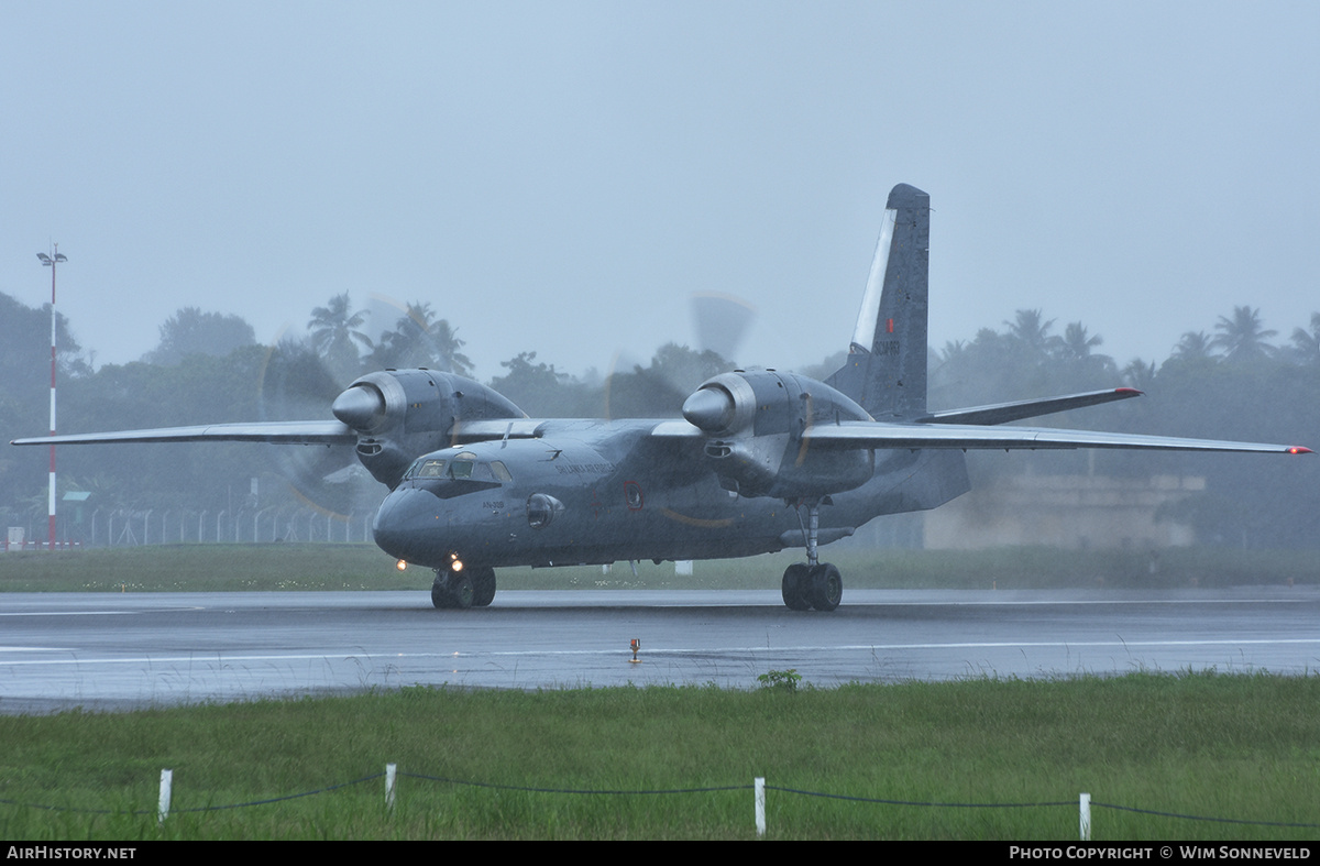 Aircraft Photo of SCM-863 | Antonov An-32B | Sri Lanka - Air Force | AirHistory.net #739223