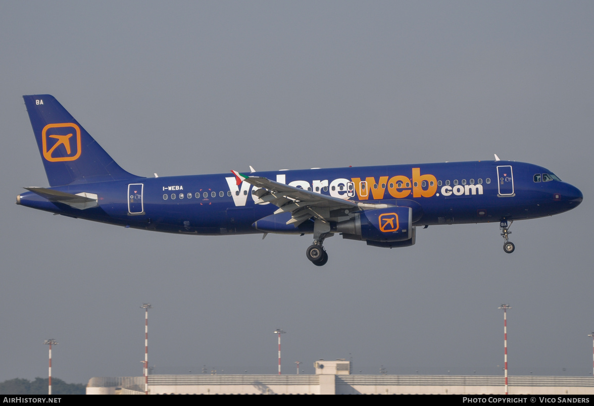 Aircraft Photo of I-WEBA | Airbus A320-214 | Volareweb | AirHistory.net #739238