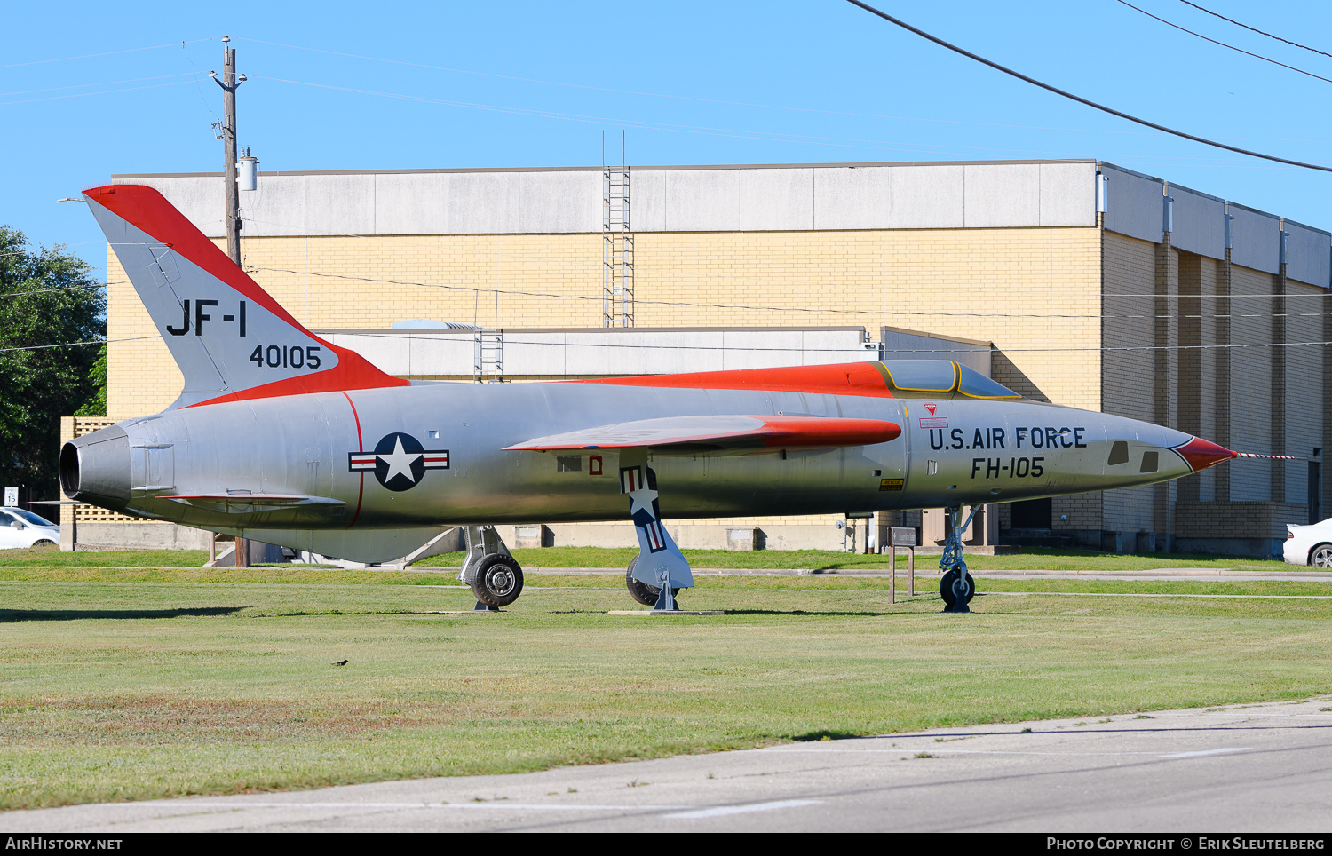 Aircraft Photo of 54-105 / 40105 | Republic JF-105B Thunderchief | USA - Air Force | AirHistory.net #739405