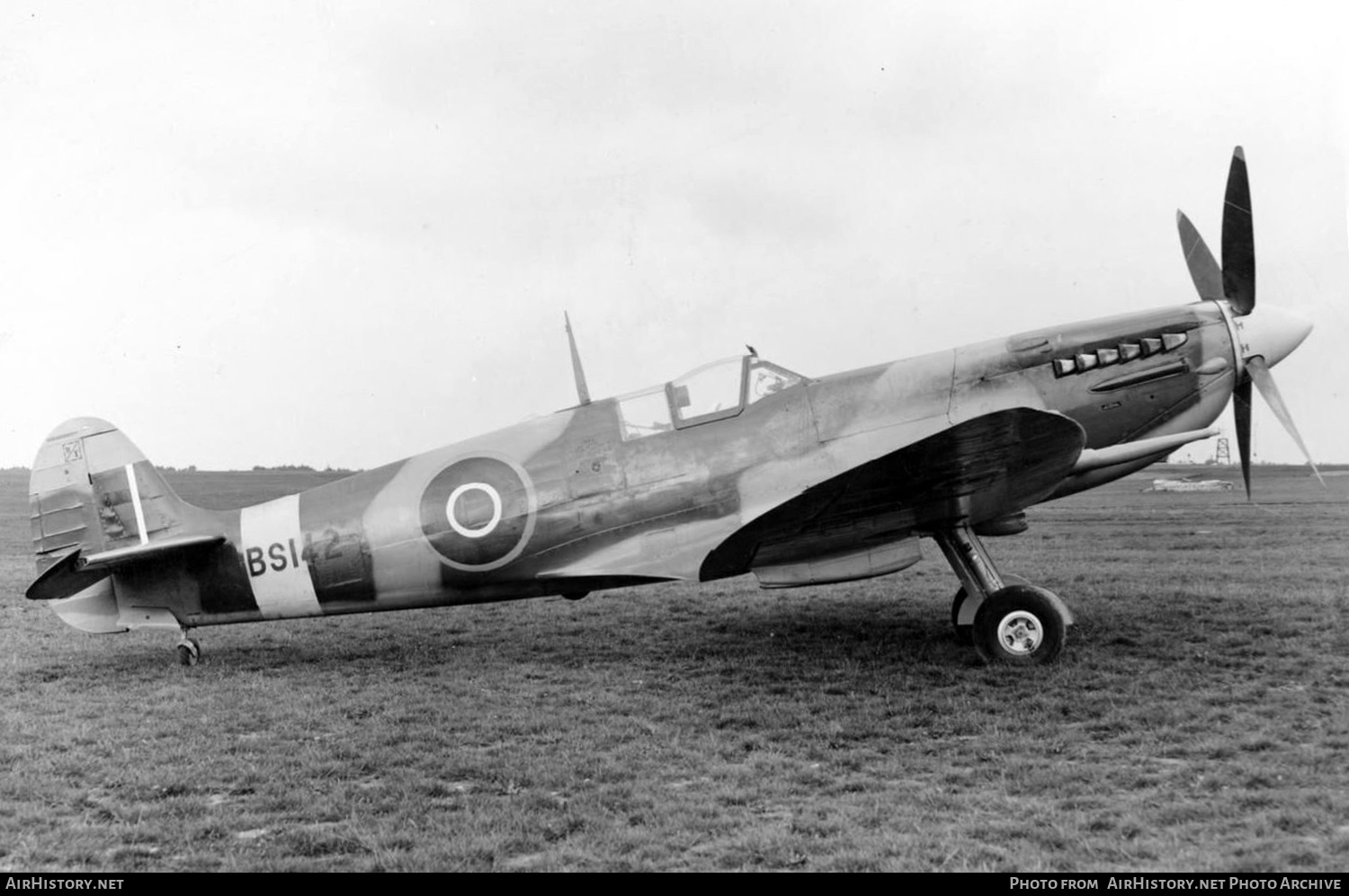 Aircraft Photo of BS142 | Supermarine 351 Spitfire F7 | UK - Air Force | AirHistory.net #739473