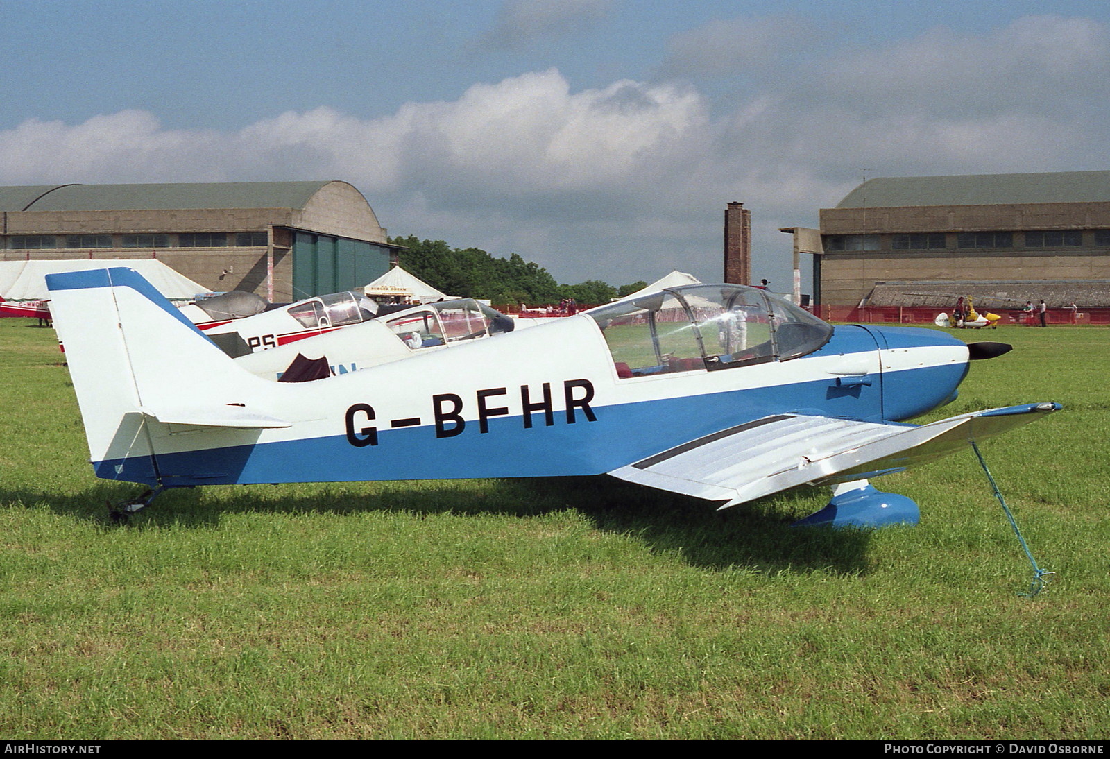 Aircraft Photo of G-BFHR | CEA DR-220 2+2 | AirHistory.net #739493