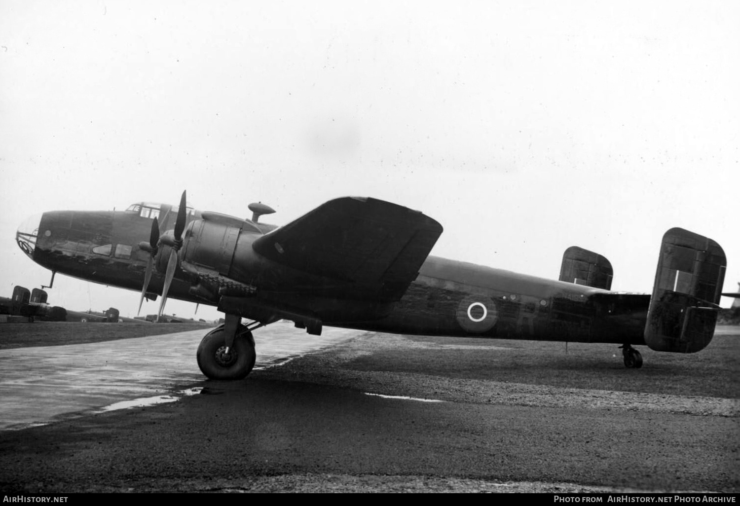 Aircraft Photo of NA195 | Handley Page HP-61 Halifax C3 | UK - Air Force | AirHistory.net #739497