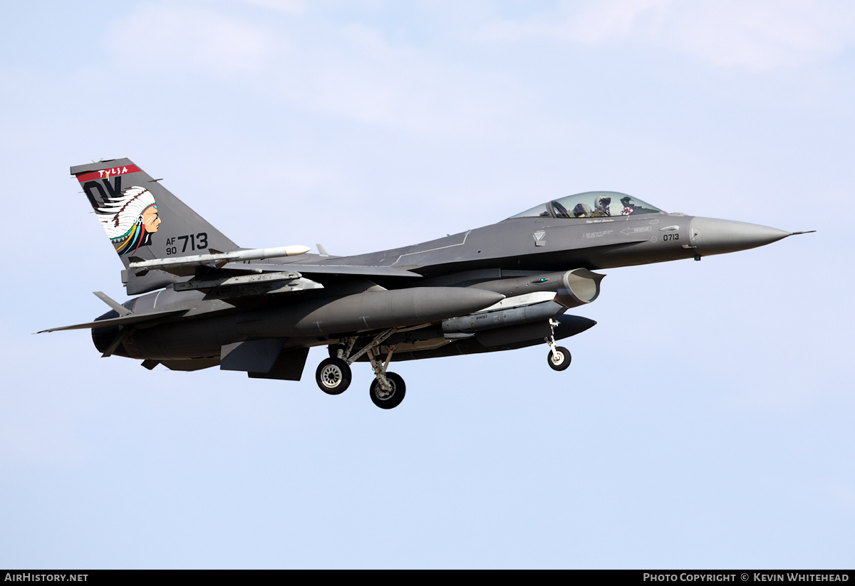 Aircraft Photo of 90-0713 / AF90-713 | Lockheed Martin F-16CM Fighting Falcon | USA - Air Force | AirHistory.net #739509