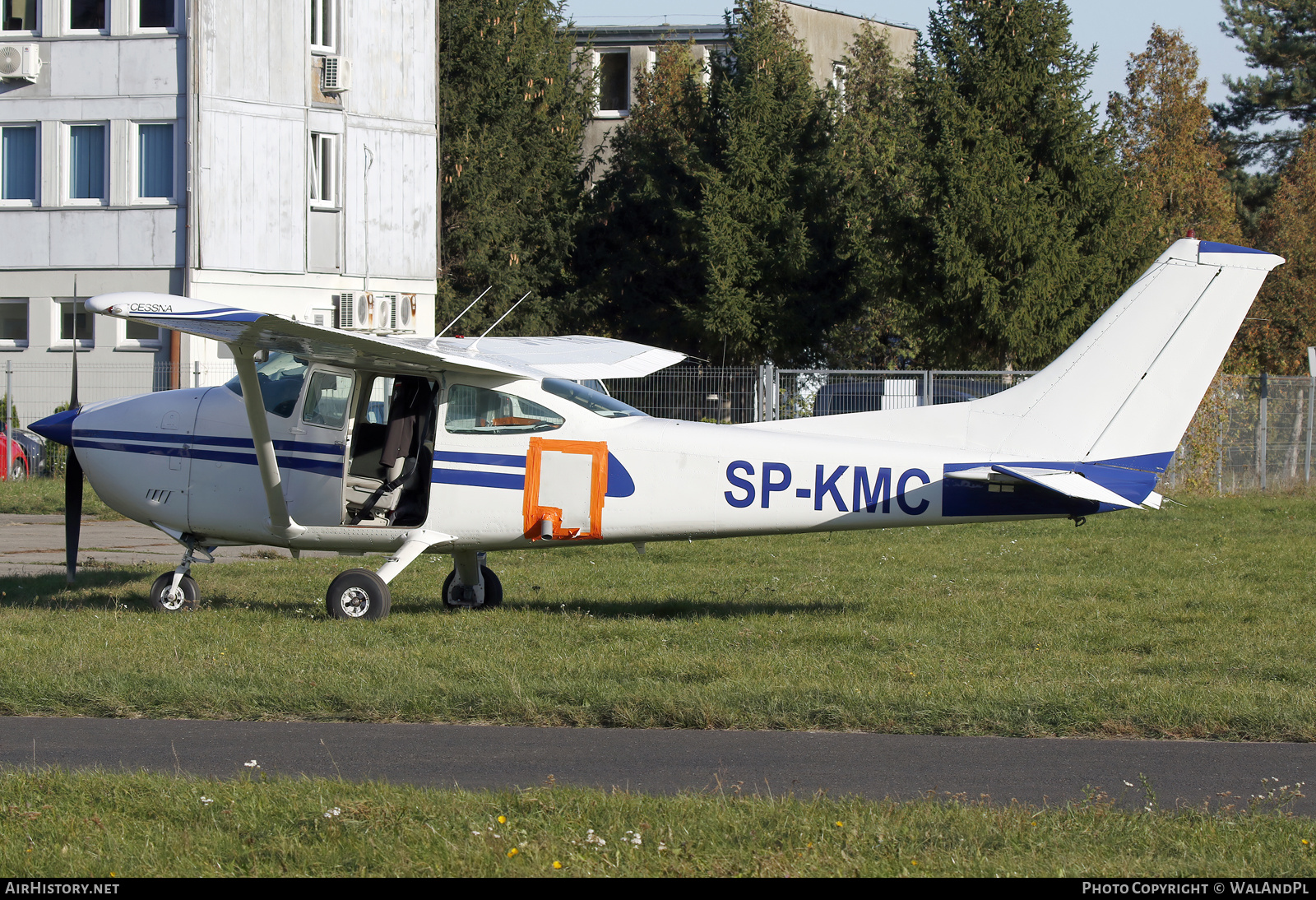 Aircraft Photo of SP-KMC | Cessna 182Q Skylane | AirHistory.net #739613