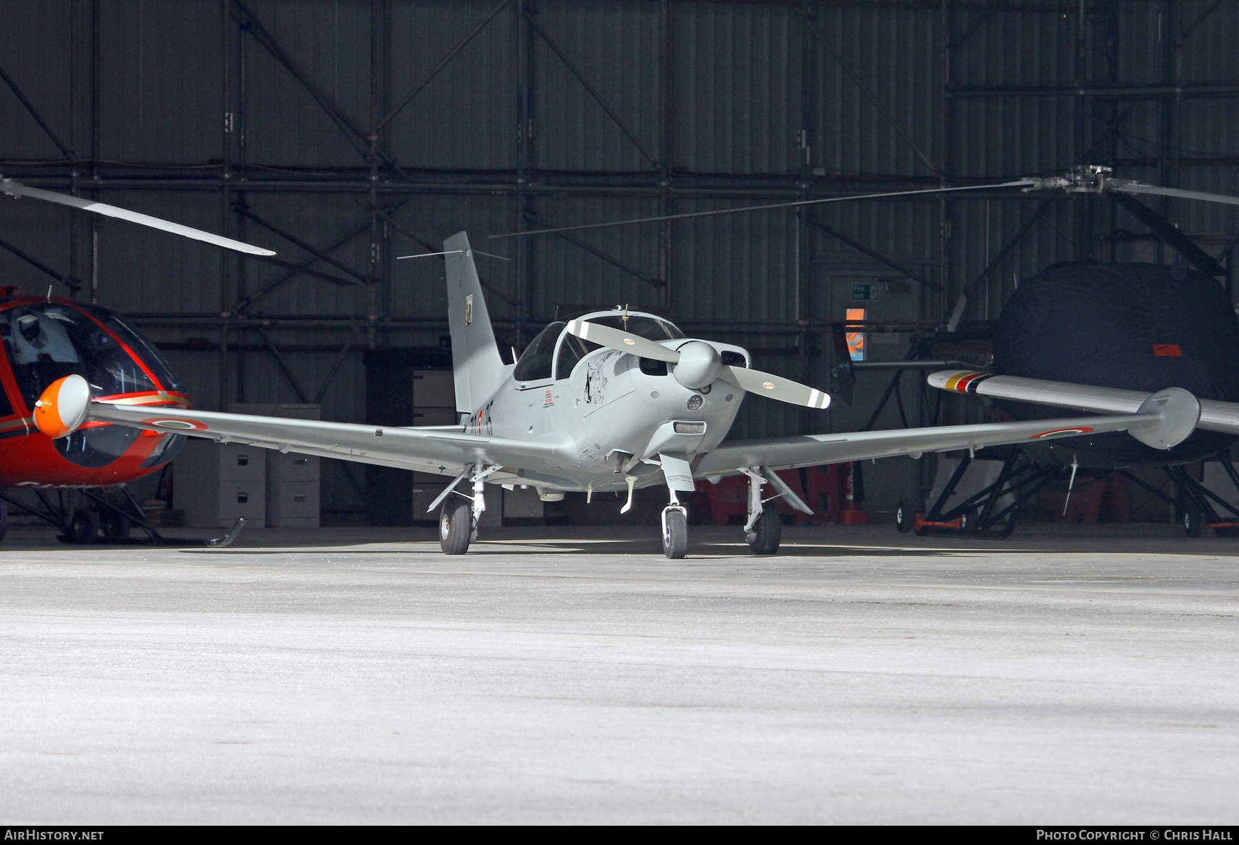 Aircraft Photo of G-LUAS / 70 35 | SIAI-Marchetti SF-260D | Italy - Air Force | AirHistory.net #739702