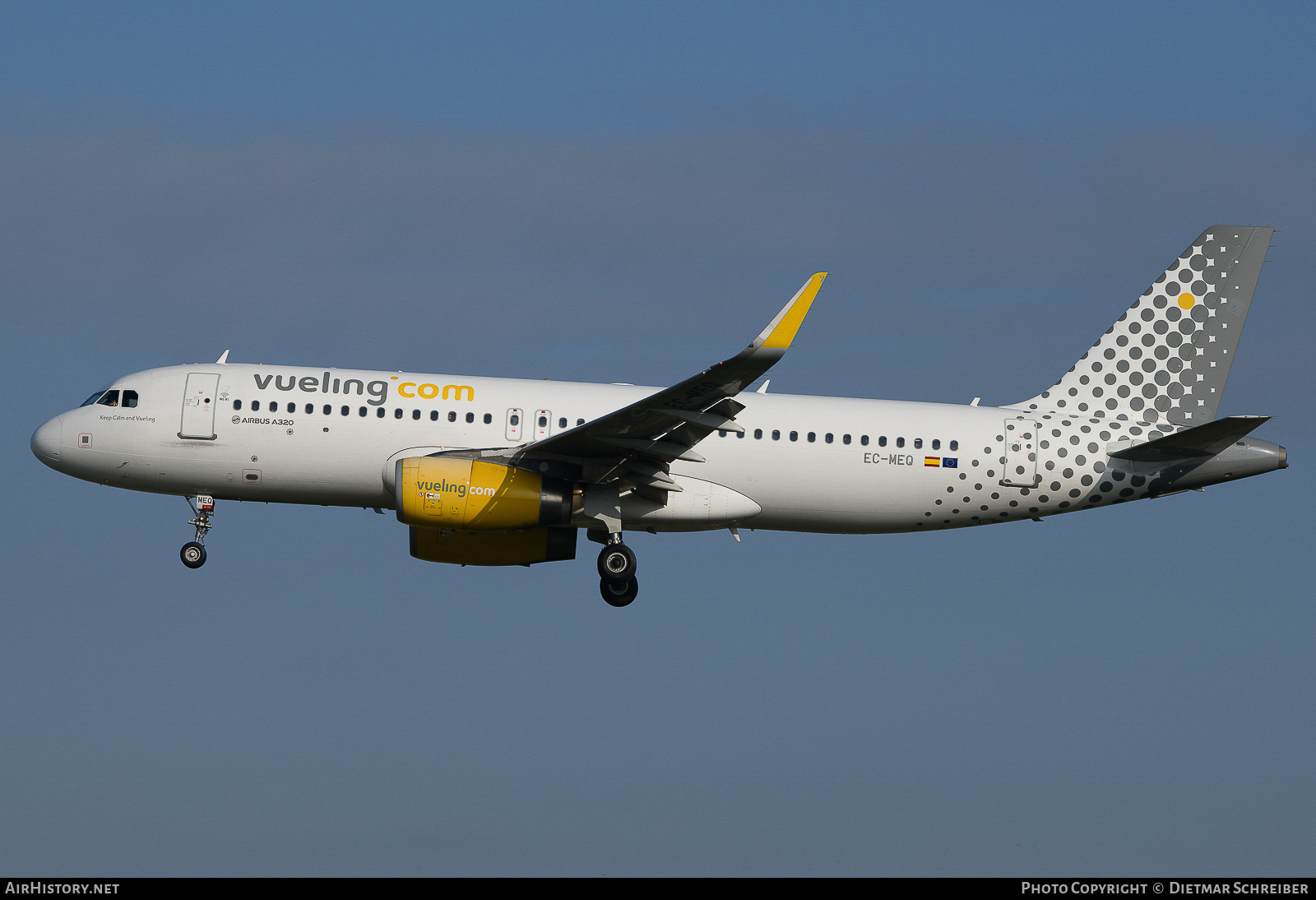 Aircraft Photo of EC-MEQ | Airbus A320-232 | Vueling Airlines | AirHistory.net #739762