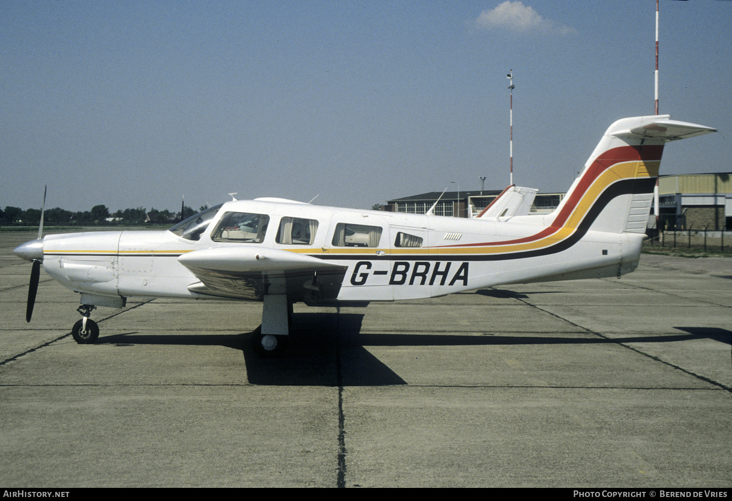 Aircraft Photo of G-BRHA | Piper PA-32RT-300 Lance II | AirHistory.net #739774