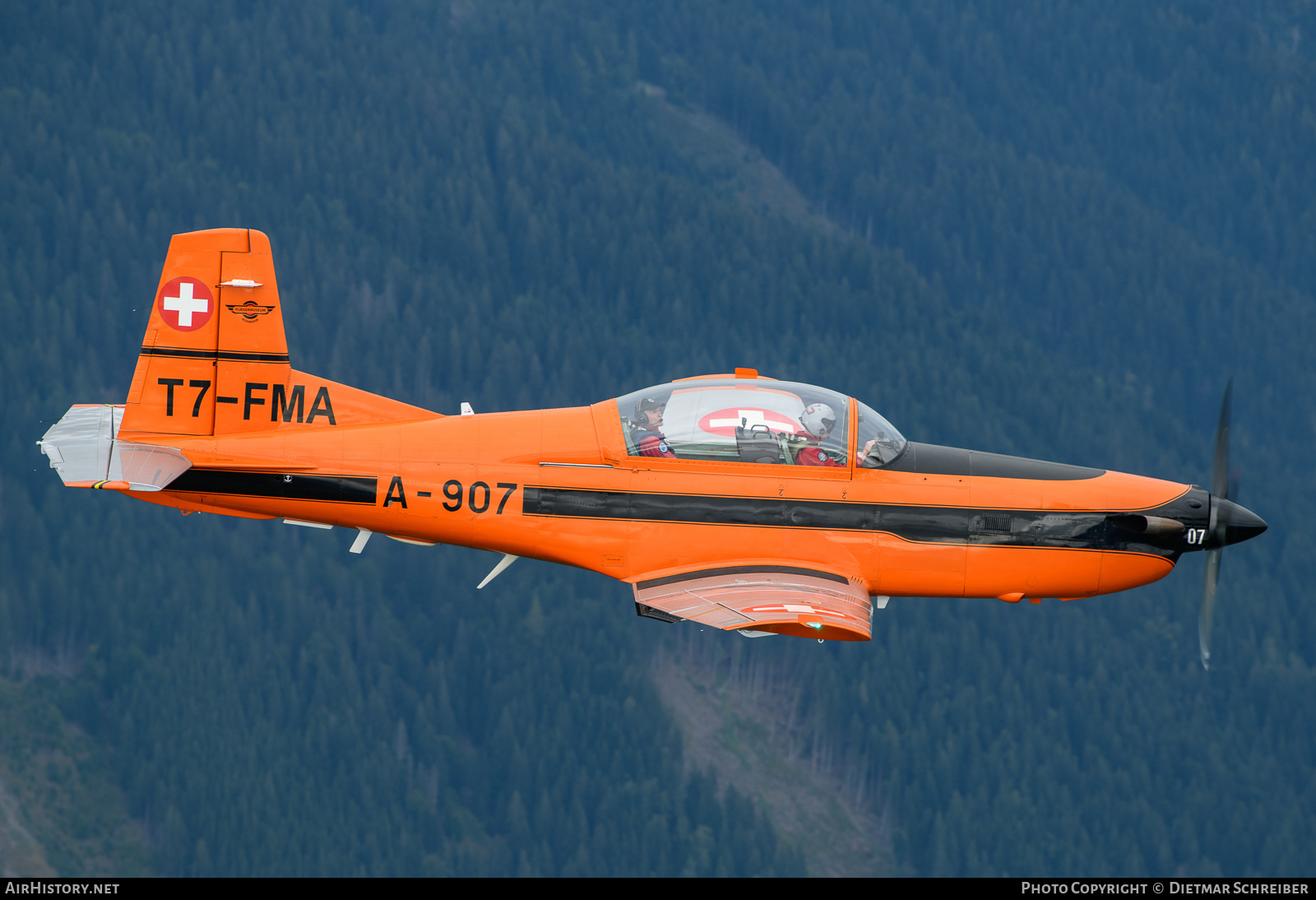 Aircraft Photo of T7-FMA / A-907 | Pilatus PC-7 | FFA Museum - Fliegermuseum Fahrzeugmuseum Altenrhein | Switzerland - Air Force | AirHistory.net #740015