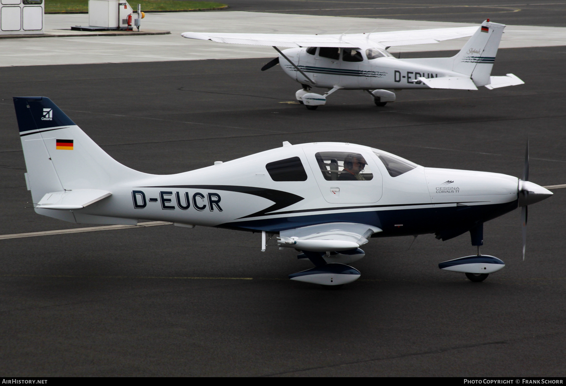 Aircraft Photo of D-EUCR | Cessna 400 Corvalis TT (LC-41-550FG) | AirHistory.net #740041