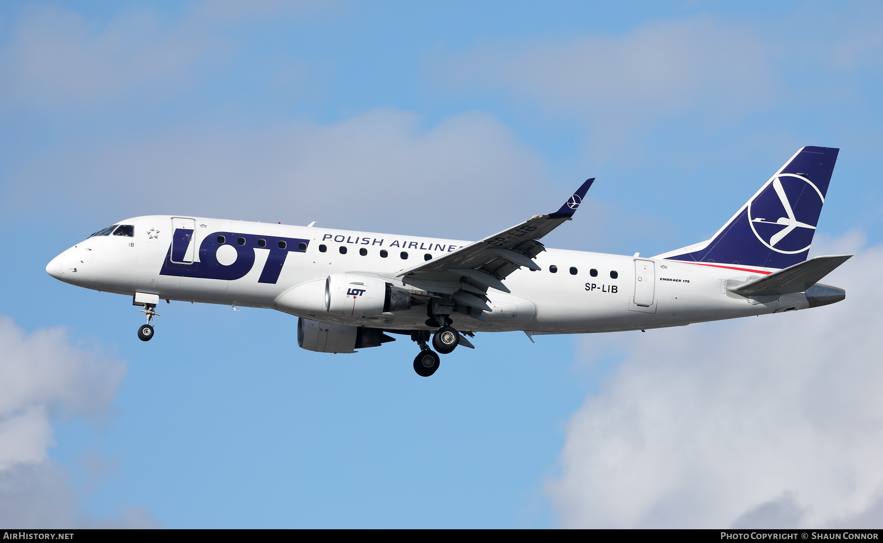 Aircraft Photo of SP-LIB | Embraer 175LR (ERJ-170-200LR) | LOT Polish Airlines - Polskie Linie Lotnicze | AirHistory.net #740048