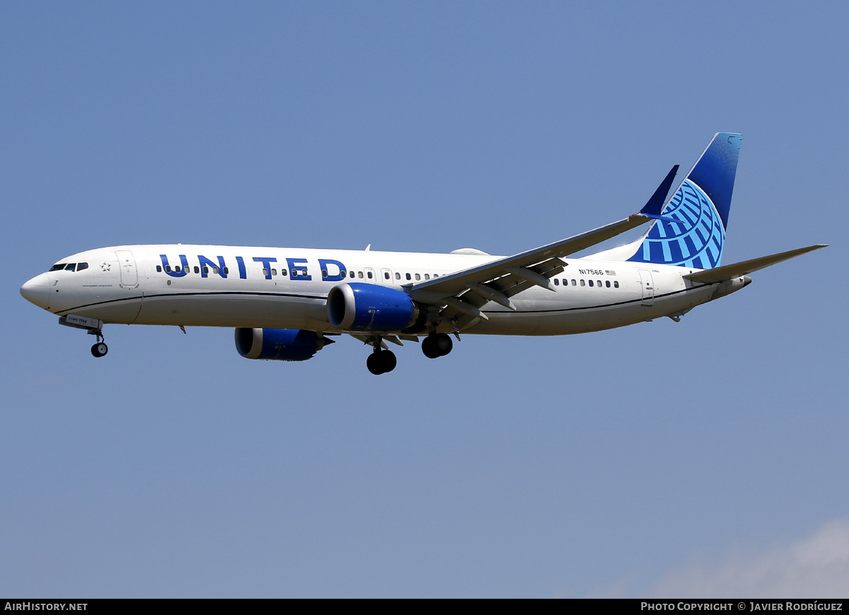 Aircraft Photo of N17566 | Boeing 737-9 Max 9 | United Airlines | AirHistory.net #740087
