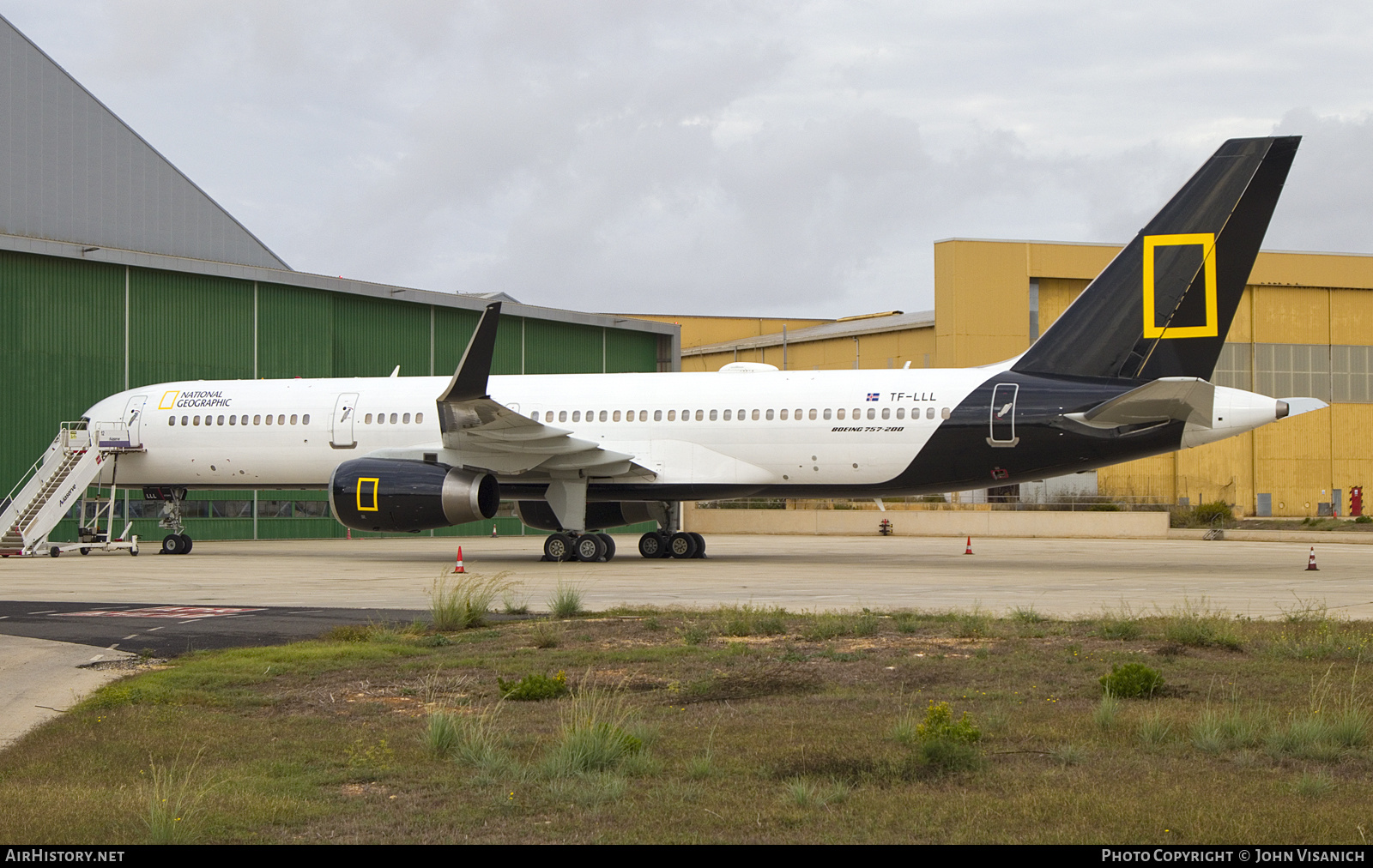 Aircraft Photo of TF-LLL | Boeing 757-256 | National Geographic | AirHistory.net #740167