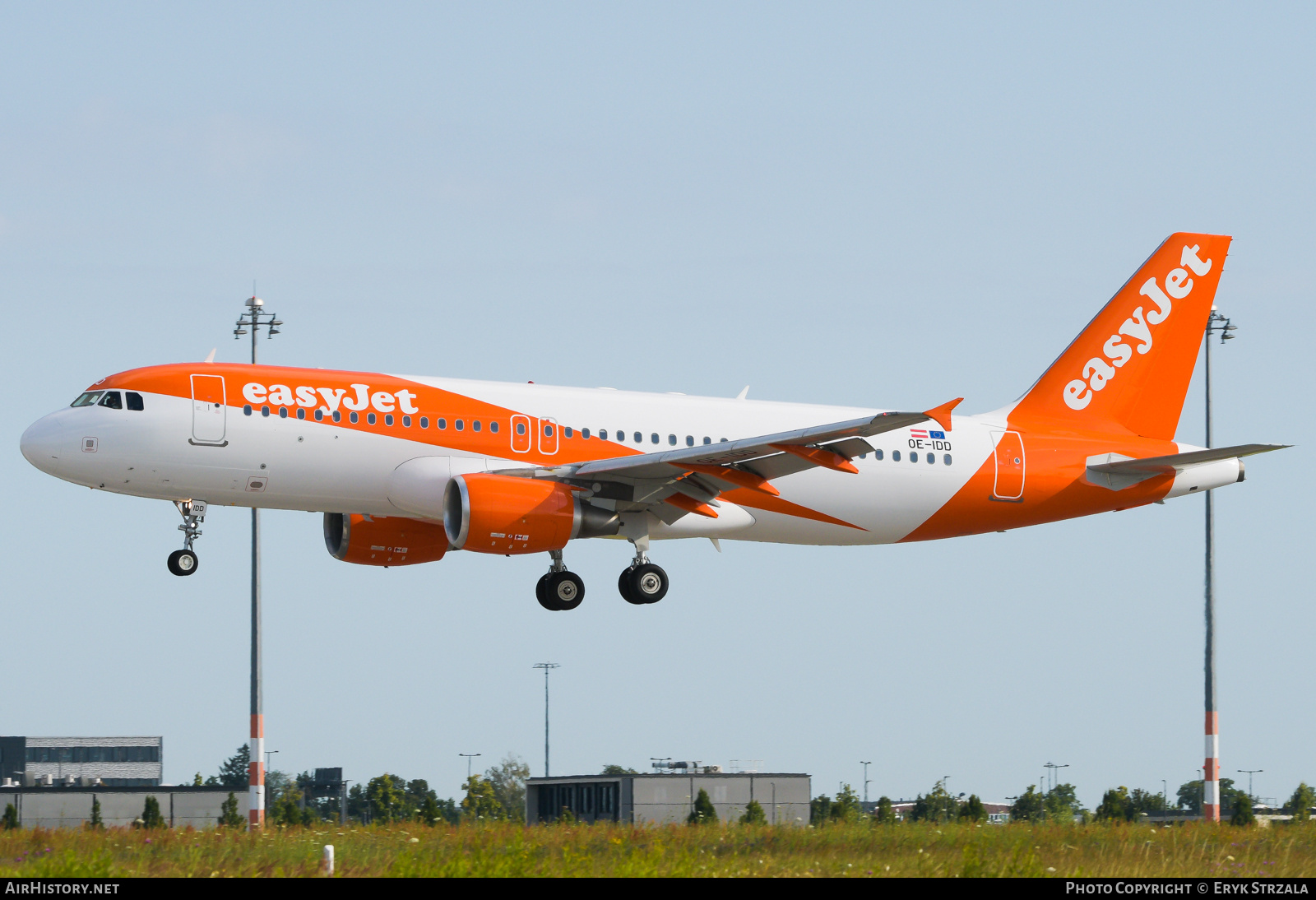 Aircraft Photo of OE-IDD | Airbus A320-214 | EasyJet | AirHistory.net #740235