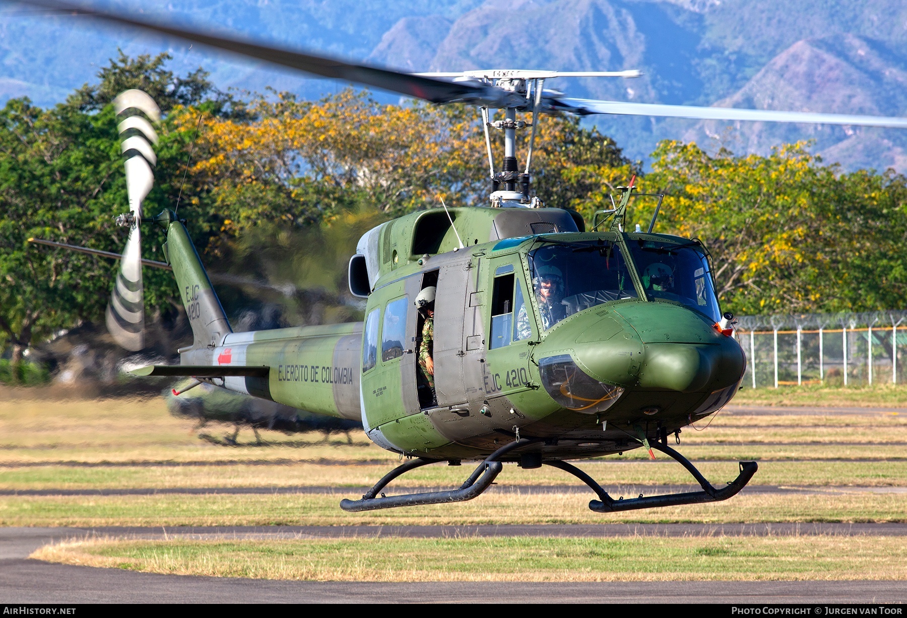 Aircraft Photo of EJC4210 | Bell UH-1N Iroquois | Colombia - Army | AirHistory.net #740269