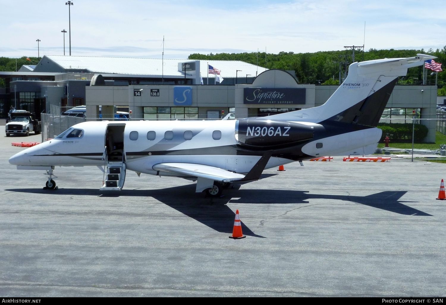Aircraft Photo of N306AZ | Embraer EMB-505 Phenom 300 | AirHistory.net #740292