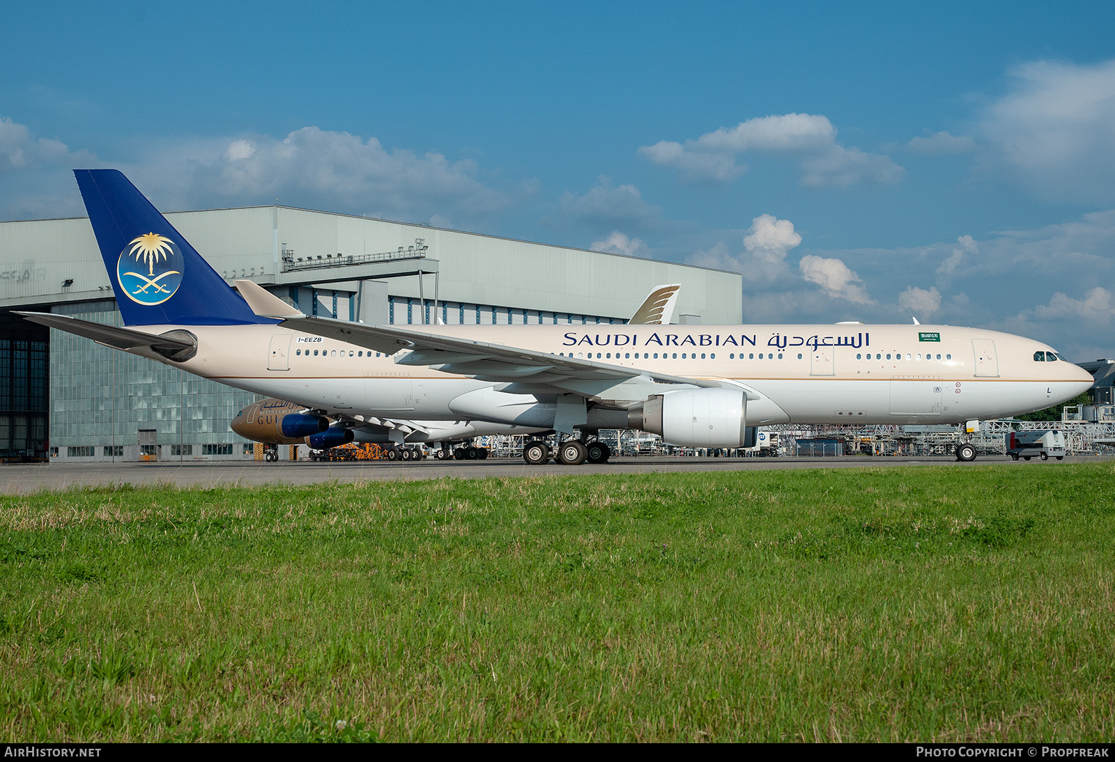 Aircraft Photo of I-EEZB | Airbus A330-223 | Saudi Arabian Airlines | AirHistory.net #740467