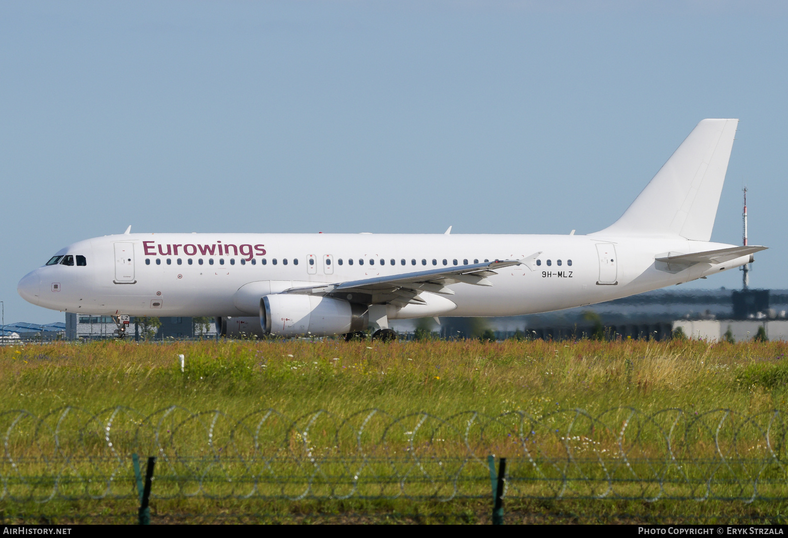 Aircraft Photo of 9H-MLZ | Airbus A320-232 | Eurowings | AirHistory.net #740482