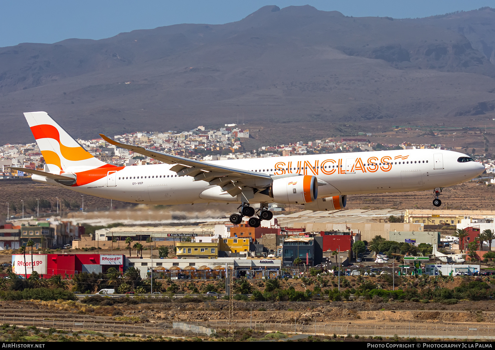 Aircraft Photo of OY-VKP | Airbus A330-941N | Sunclass Airlines | AirHistory.net #740547