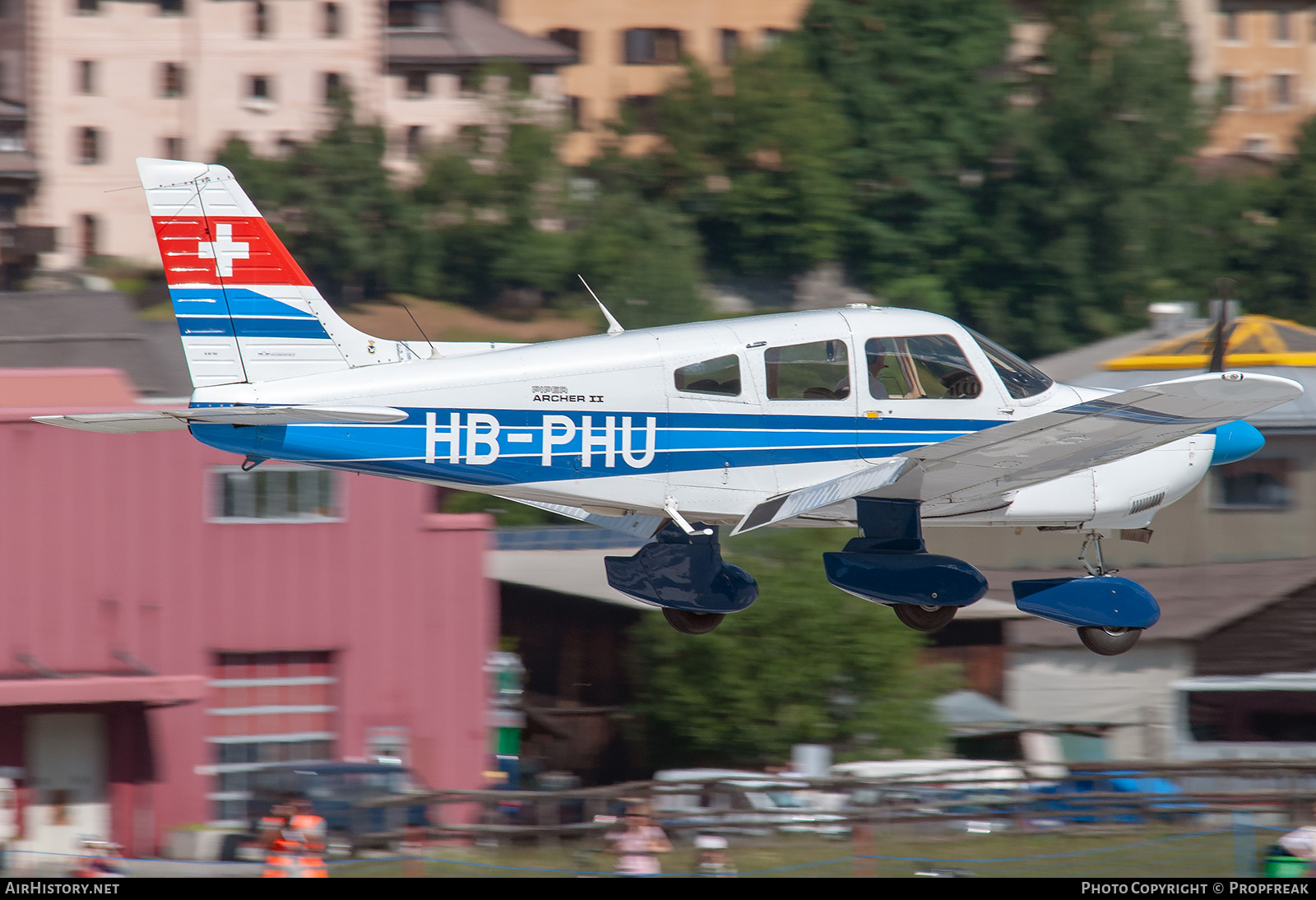 Aircraft Photo of HB-PHU | Piper PA-28-181 Archer II | AirHistory.net #740572