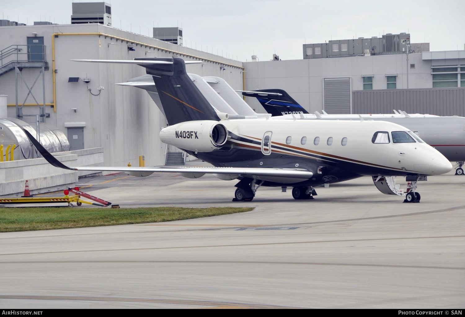 Aircraft Photo of N403FX | Embraer EMB-545 Legacy 450 | AirHistory.net #740582