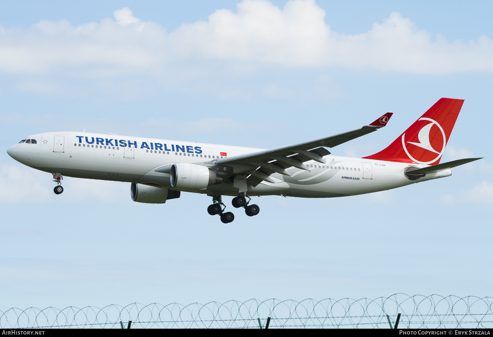 Aircraft Photo of TC-LOH | Airbus A330-223 | Turkish Airlines | AirHistory.net #740640