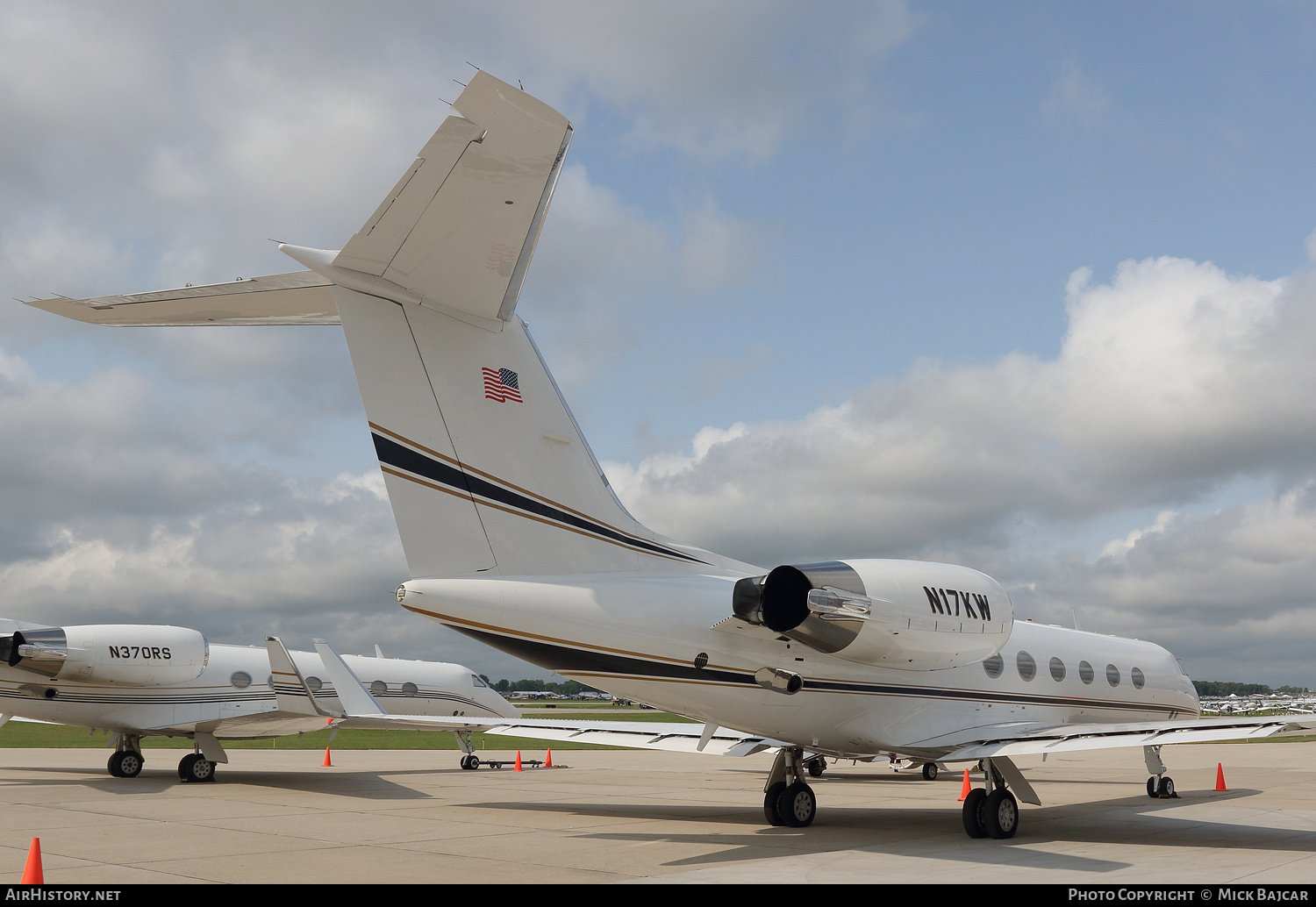 Aircraft Photo of N17KW | Gulfstream Aerospace G-IV Gulfstream IV | AirHistory.net #740827