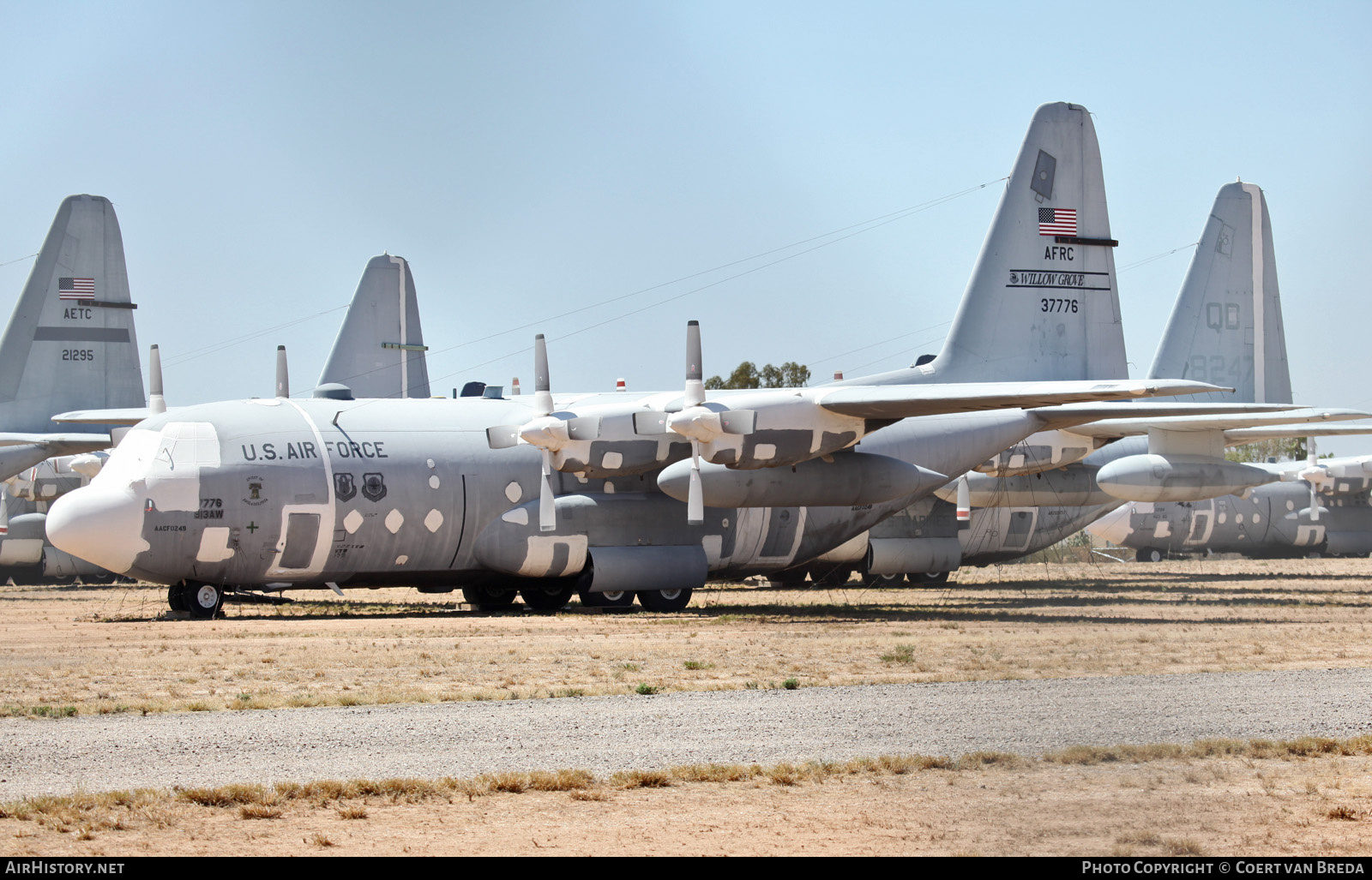 Aircraft Photo of 63-7776 / 37776 | Lockheed C-130E Hercules (L-382) | USA - Air Force | AirHistory.net #740861
