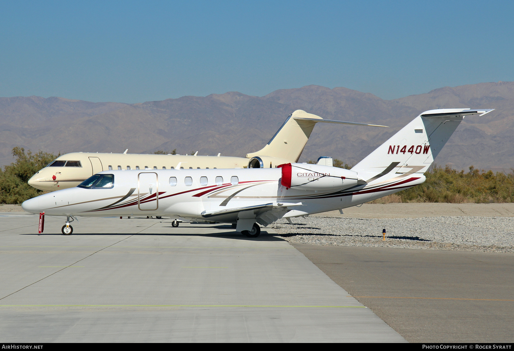 Aircraft Photo of N1440W | Cessna 525C CitationJet CJ4 | AirHistory.net #740865