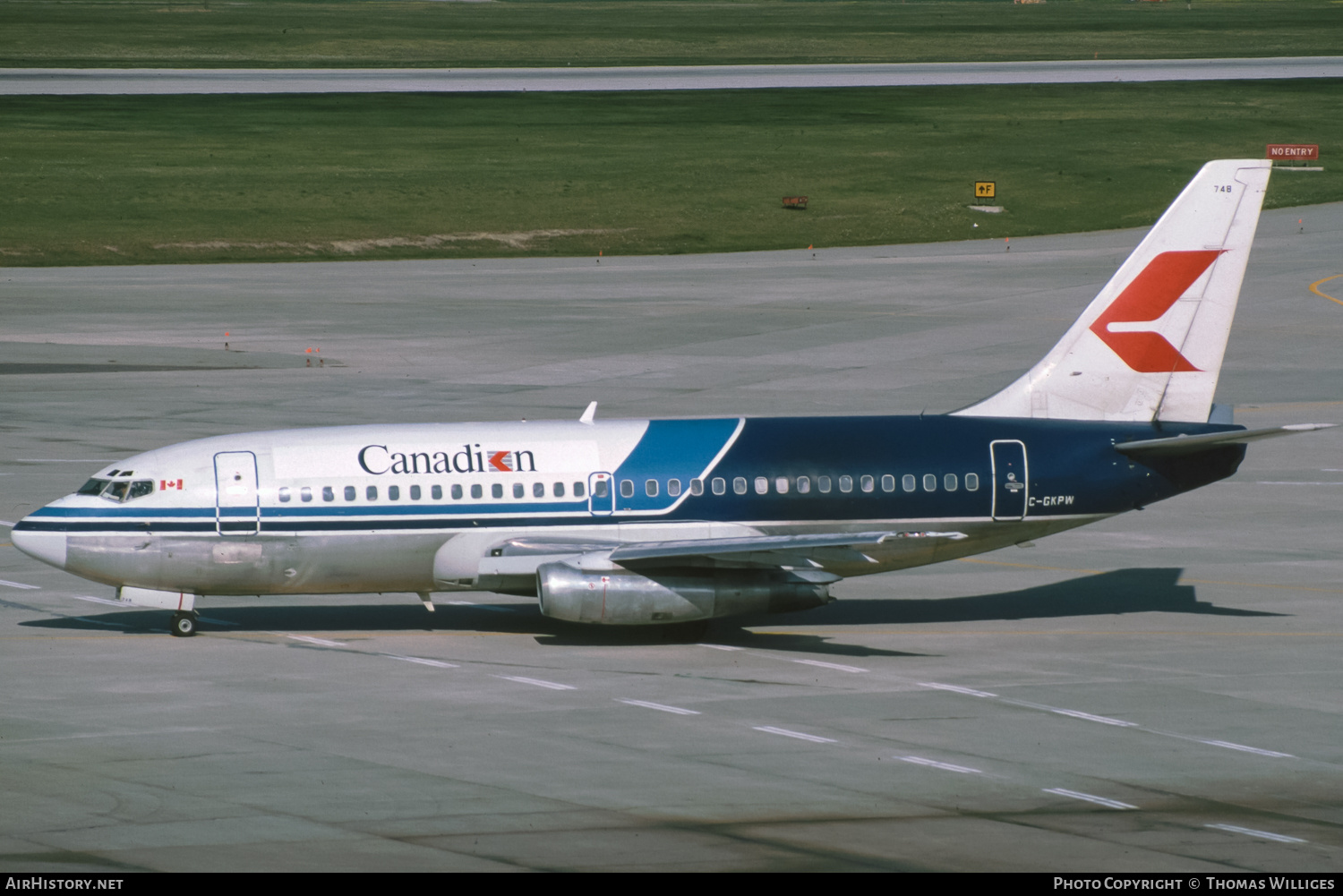 Aircraft Photo of C-GKPW | Boeing 737-275/Adv | Canadian Airlines | AirHistory.net #740879