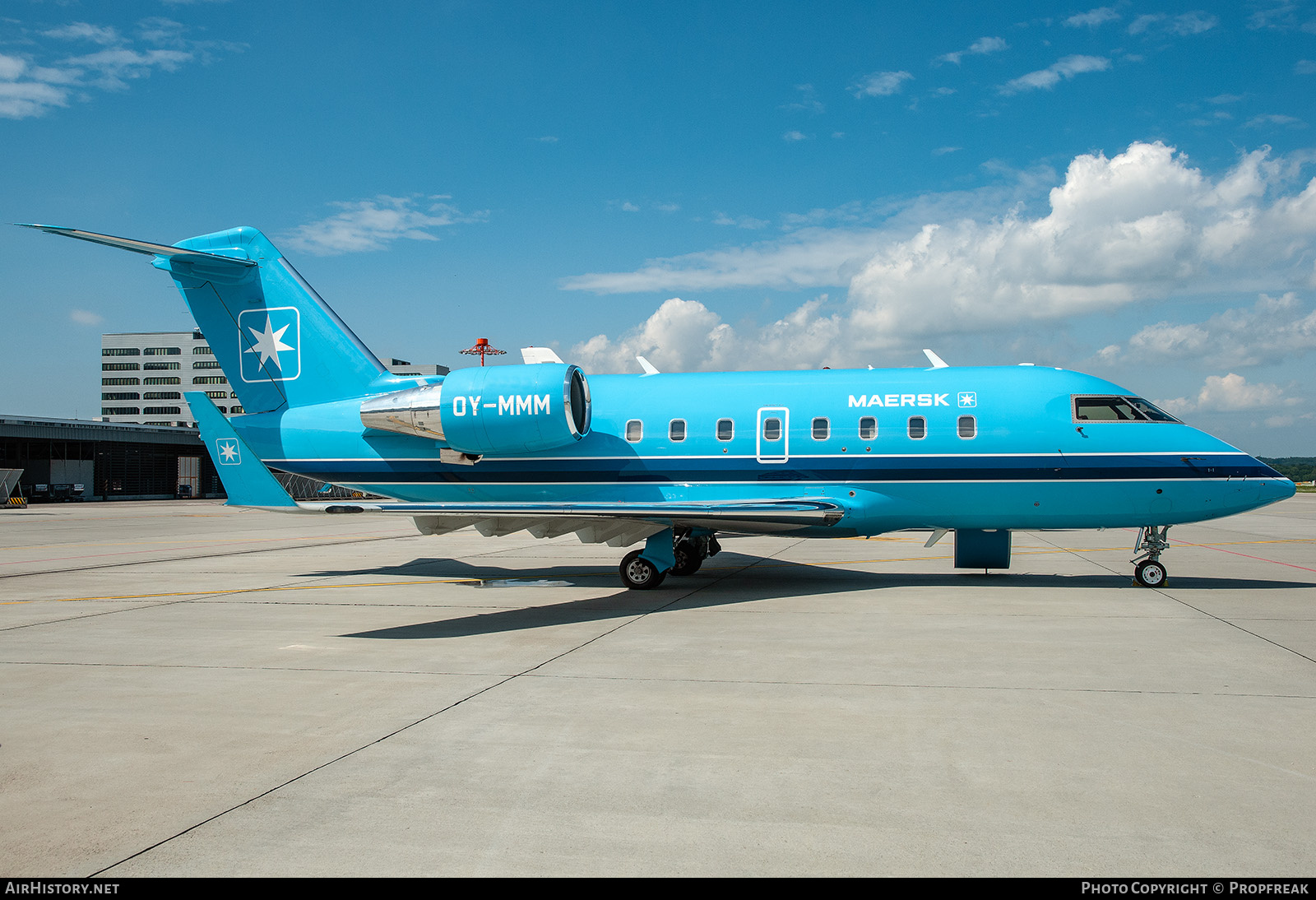 Aircraft Photo of OY-MMM | Bombardier Challenger 604 (CL-600-2B16) | Maersk Air | AirHistory.net #740934
