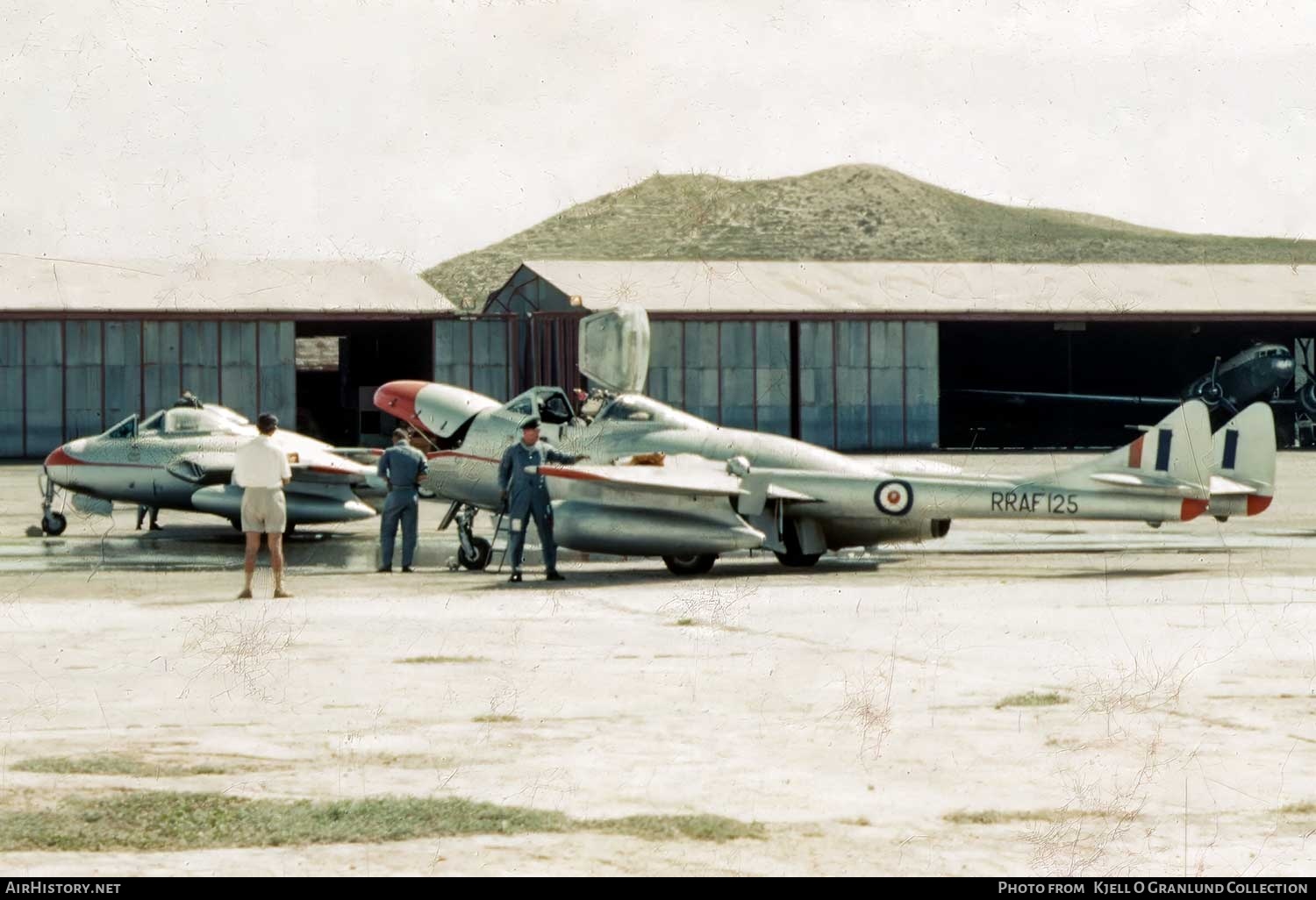 Aircraft Photo of RRAF125 | De Havilland D.H. 115 Vampire T11 | Rhodesia - Air Force | AirHistory.net #740949