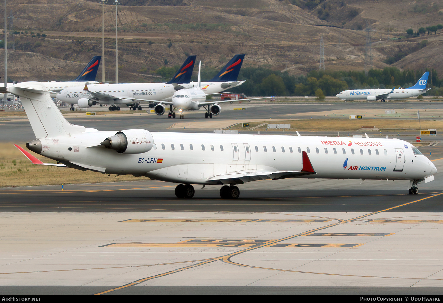 Aircraft Photo of EC-LPN | Bombardier CRJ-1000ER NG (CL-600-2E25) | Iberia Regional | AirHistory.net #741023