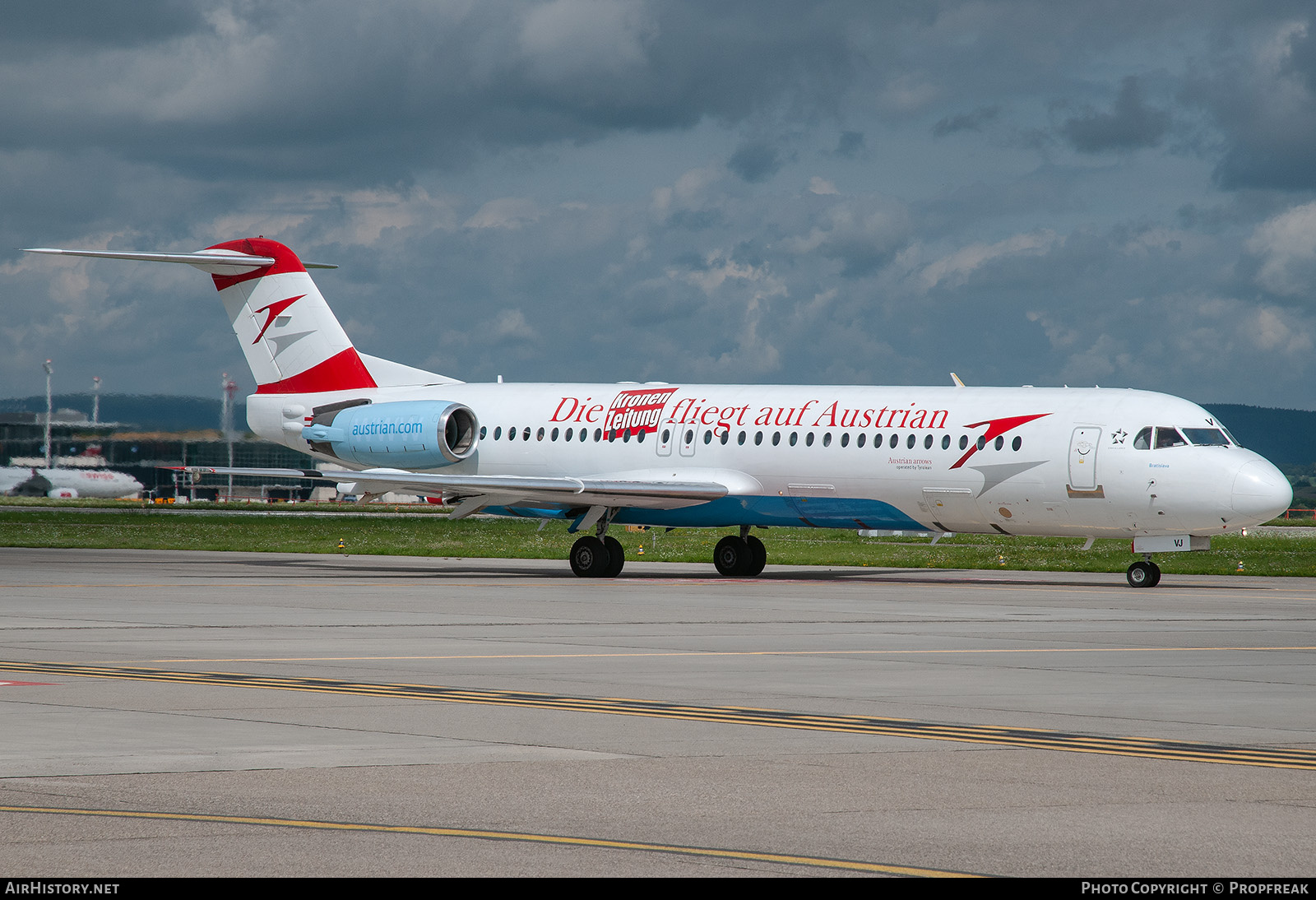 Aircraft Photo of OE-LVJ | Fokker 100 (F28-0100) | Austrian Arrows | AirHistory.net #741030