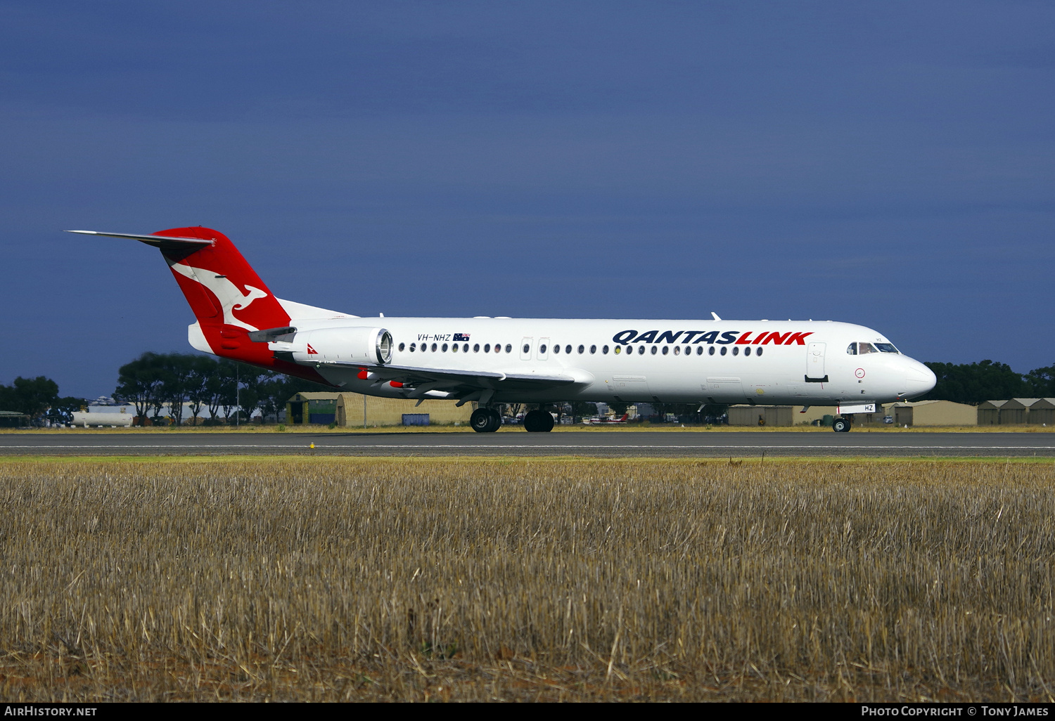 Aircraft Photo of VH-NHZ | Fokker 100 (F28-0100) | QantasLink | AirHistory.net #741061