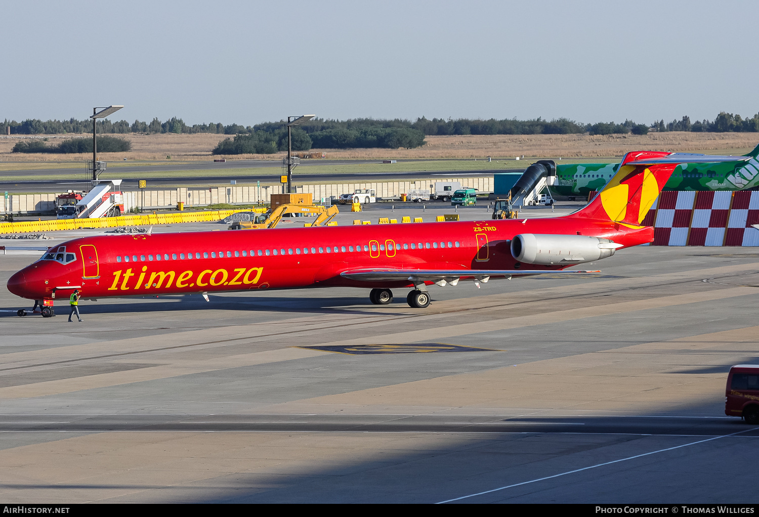 Aircraft Photo of ZS-TRD | McDonnell Douglas MD-82 (DC-9-82) | 1Time | AirHistory.net #741206