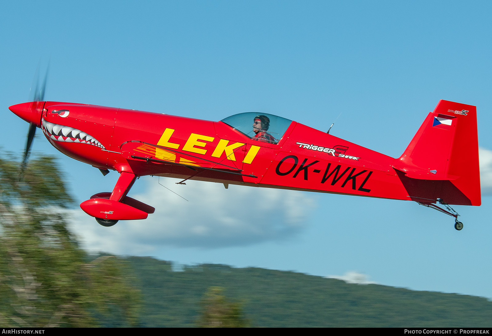 Aircraft Photo of OK-WKL | Extra EA-330SC | AirHistory.net #741244