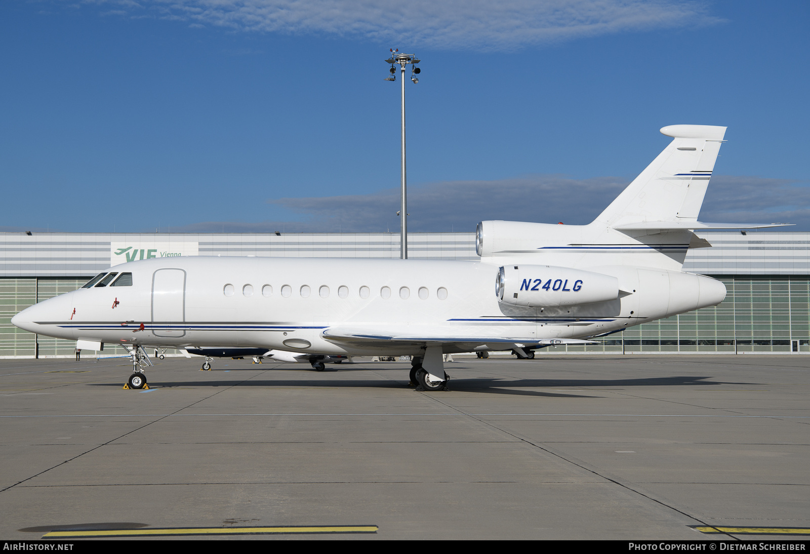 Aircraft Photo of N240LG | Dassault Falcon 900EX | AirHistory.net #741335