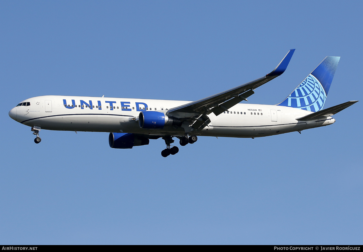 Aircraft Photo of N652UA | Boeing 767-322/ER | United Airlines | AirHistory.net #741346