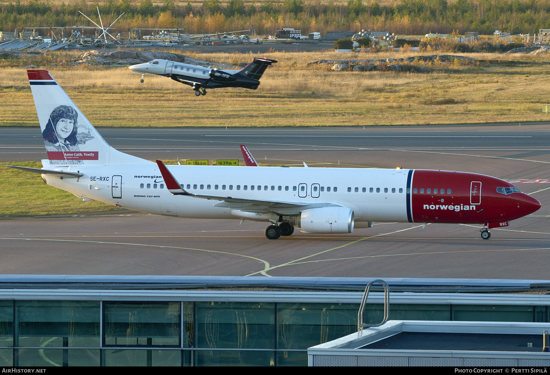 Aircraft Photo of SE-RXC | Boeing 737-86N | Norwegian | AirHistory.net #741348