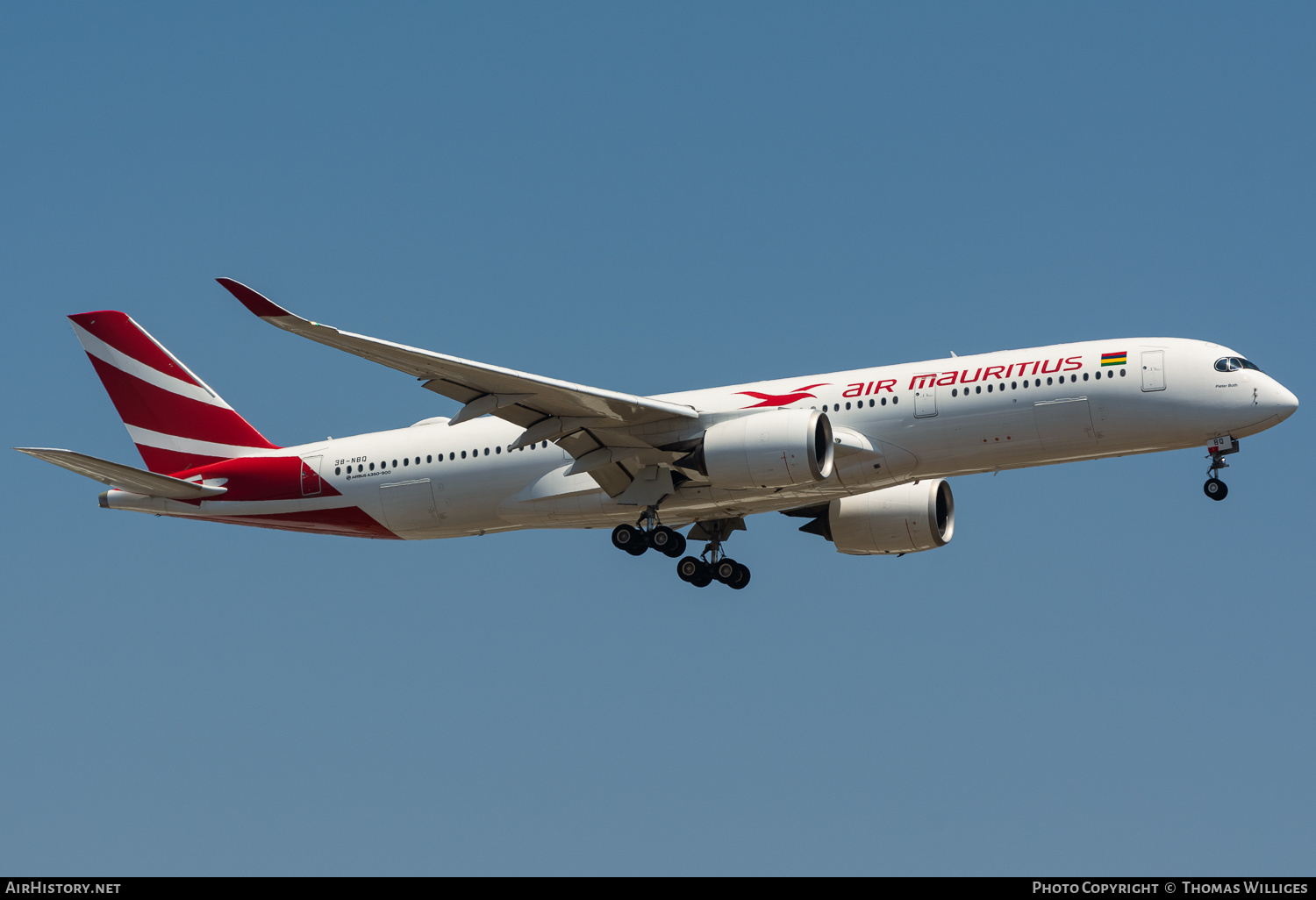Aircraft Photo of 3B-NBQ | Airbus A350-941 | Air Mauritius | AirHistory.net #741363