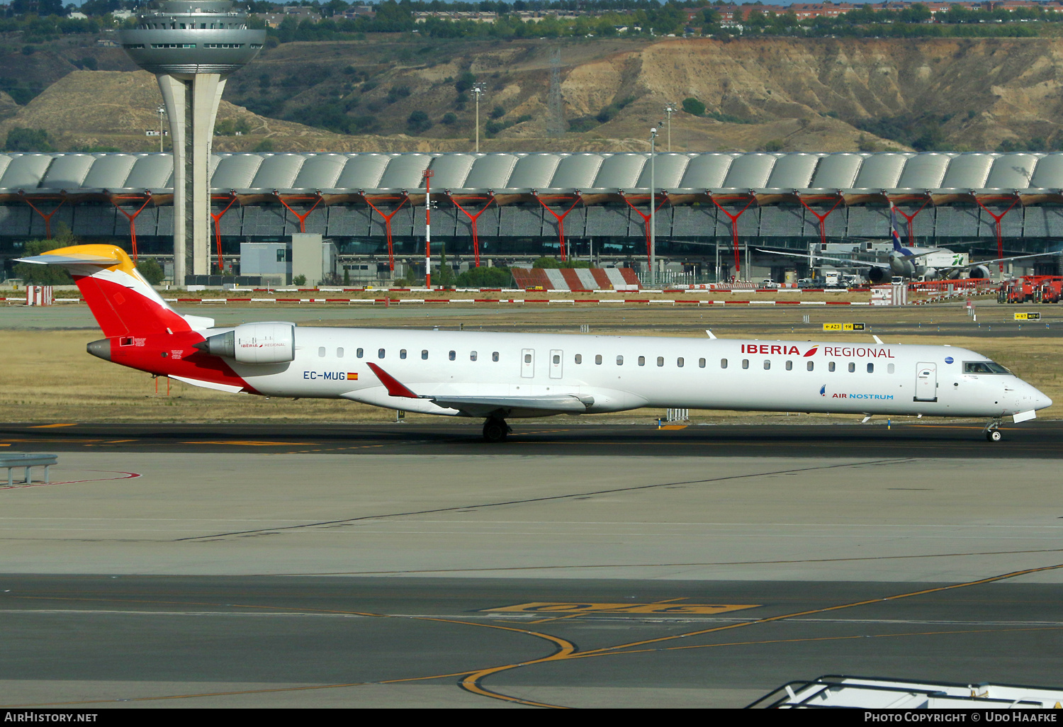 Aircraft Photo of EC-MUG | Bombardier CRJ-1000 (CL-600-2E25) | Iberia Regional | AirHistory.net #741455